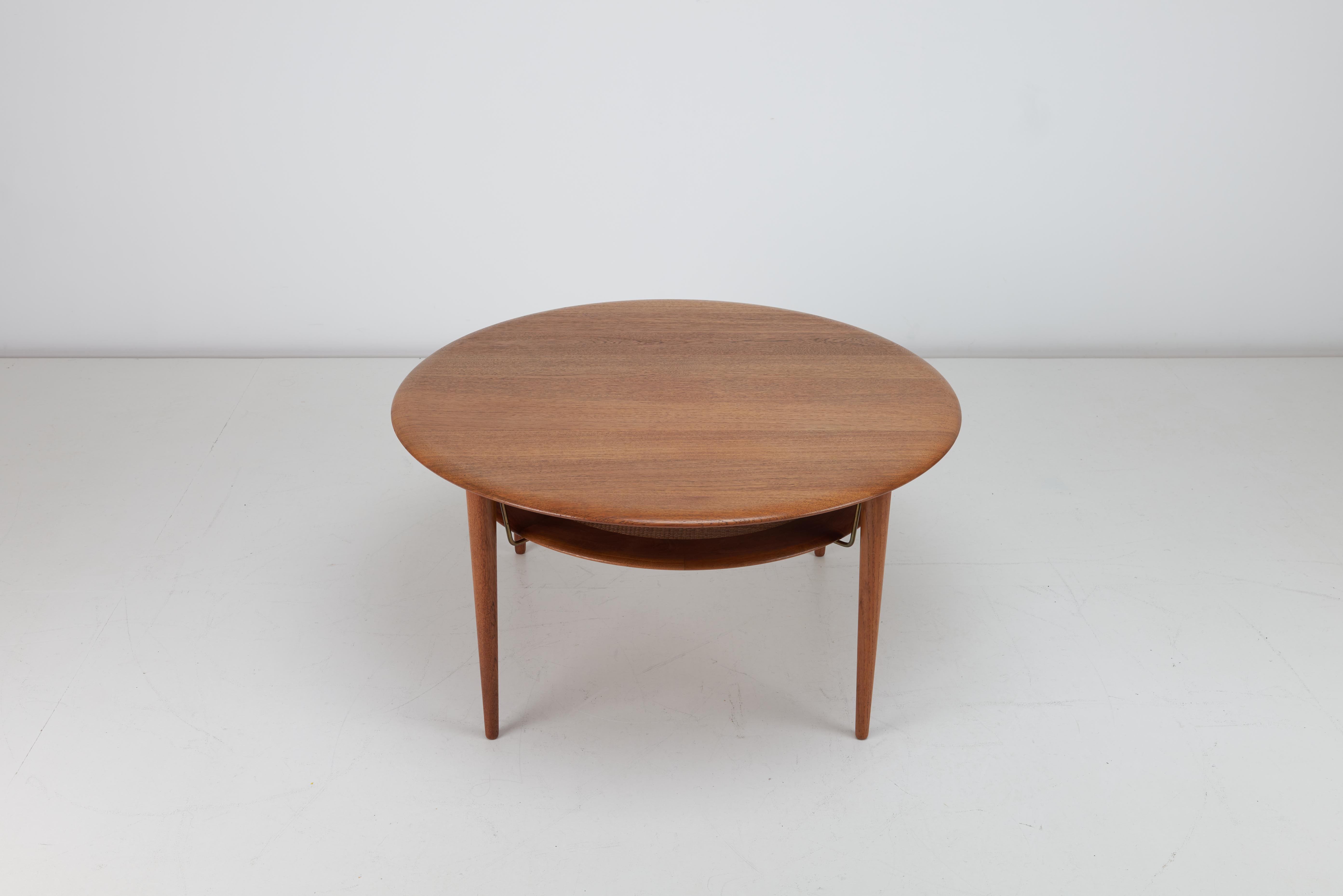 Danois Table basse en teck de Peter Hvidt et Orla Molgaard-Nielsen pour France & Daverkosen en vente