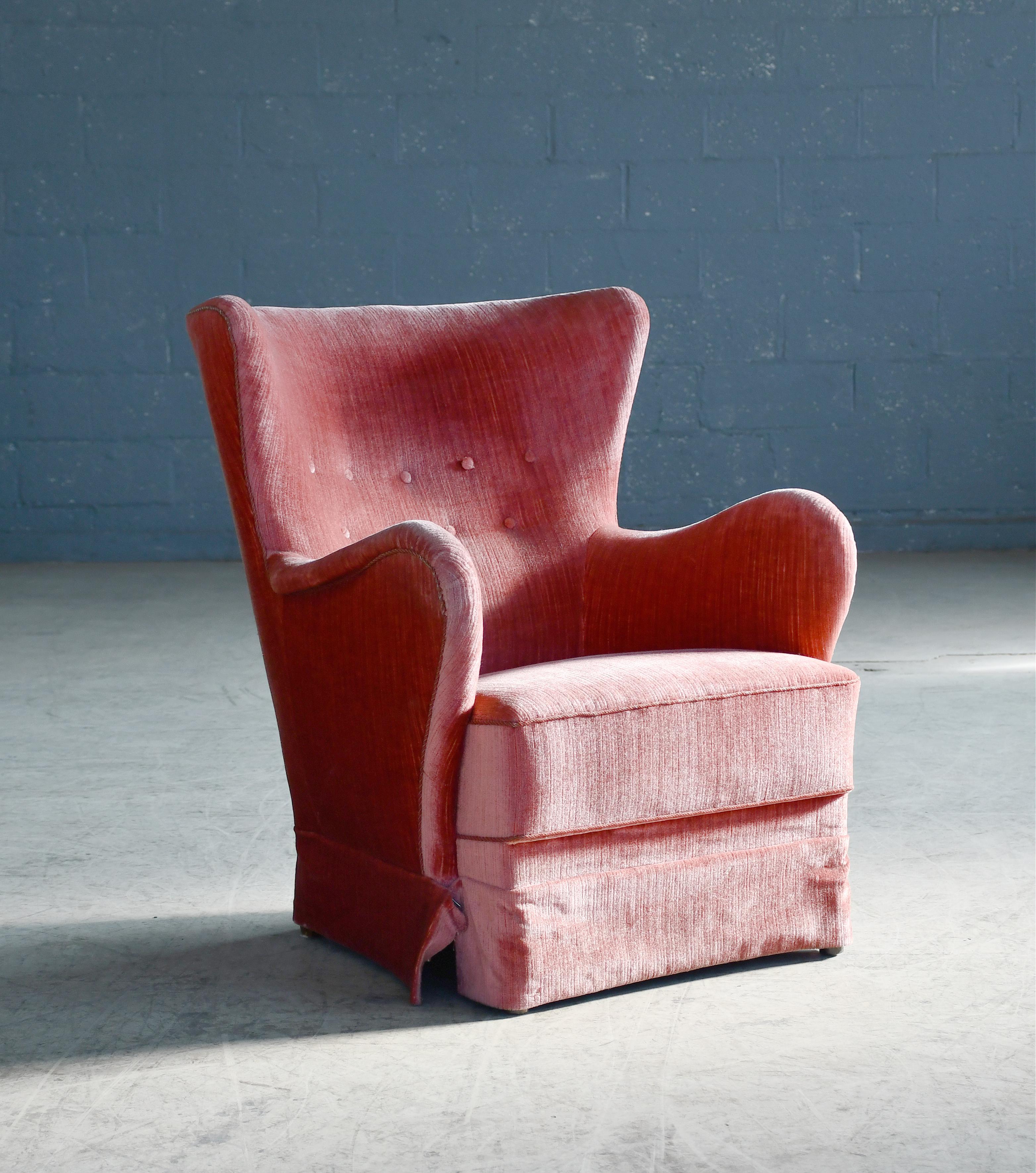 Danois Peter Hvidt Orla Molgaard Style Classic Danish 1950s Medium Size Lounge Chair en vente