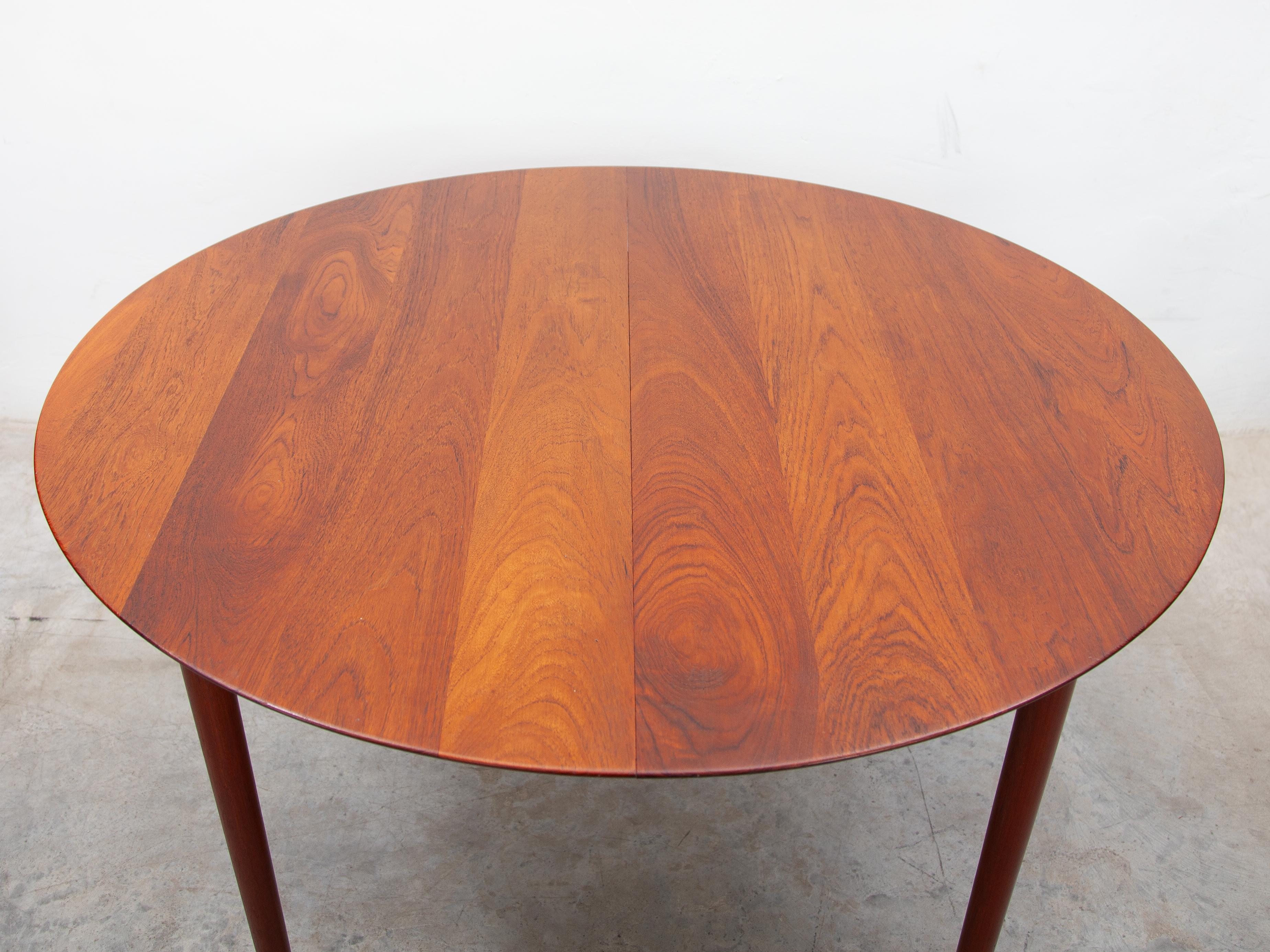 Hand-Crafted Peter Hvidt Round Extendable Solid Teak Dining Table, Made in Denmark, 1959 For Sale