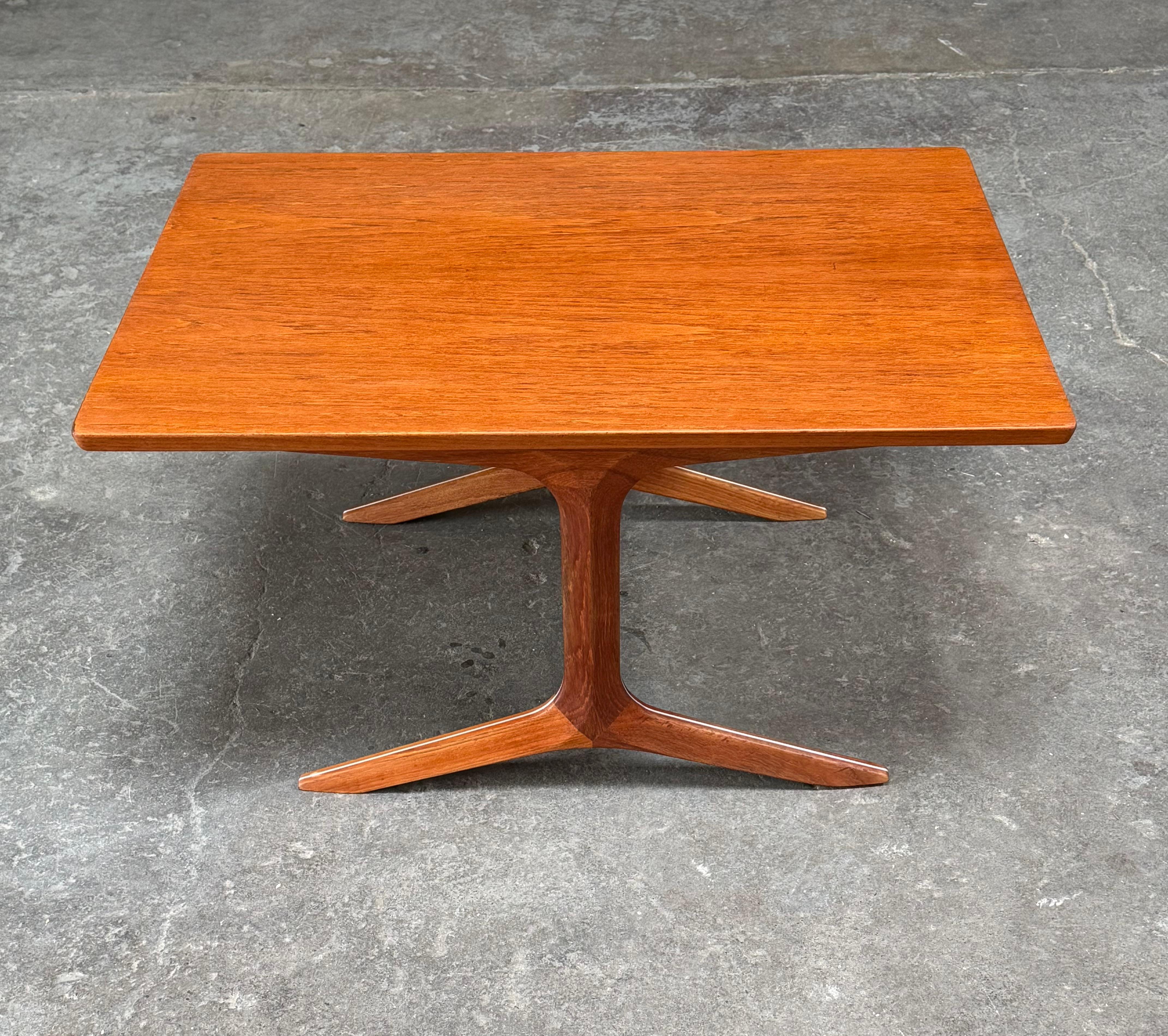 Aluminum Peter Hvidt Silver Line Side Table France & Son John Stuart Inc. For Sale