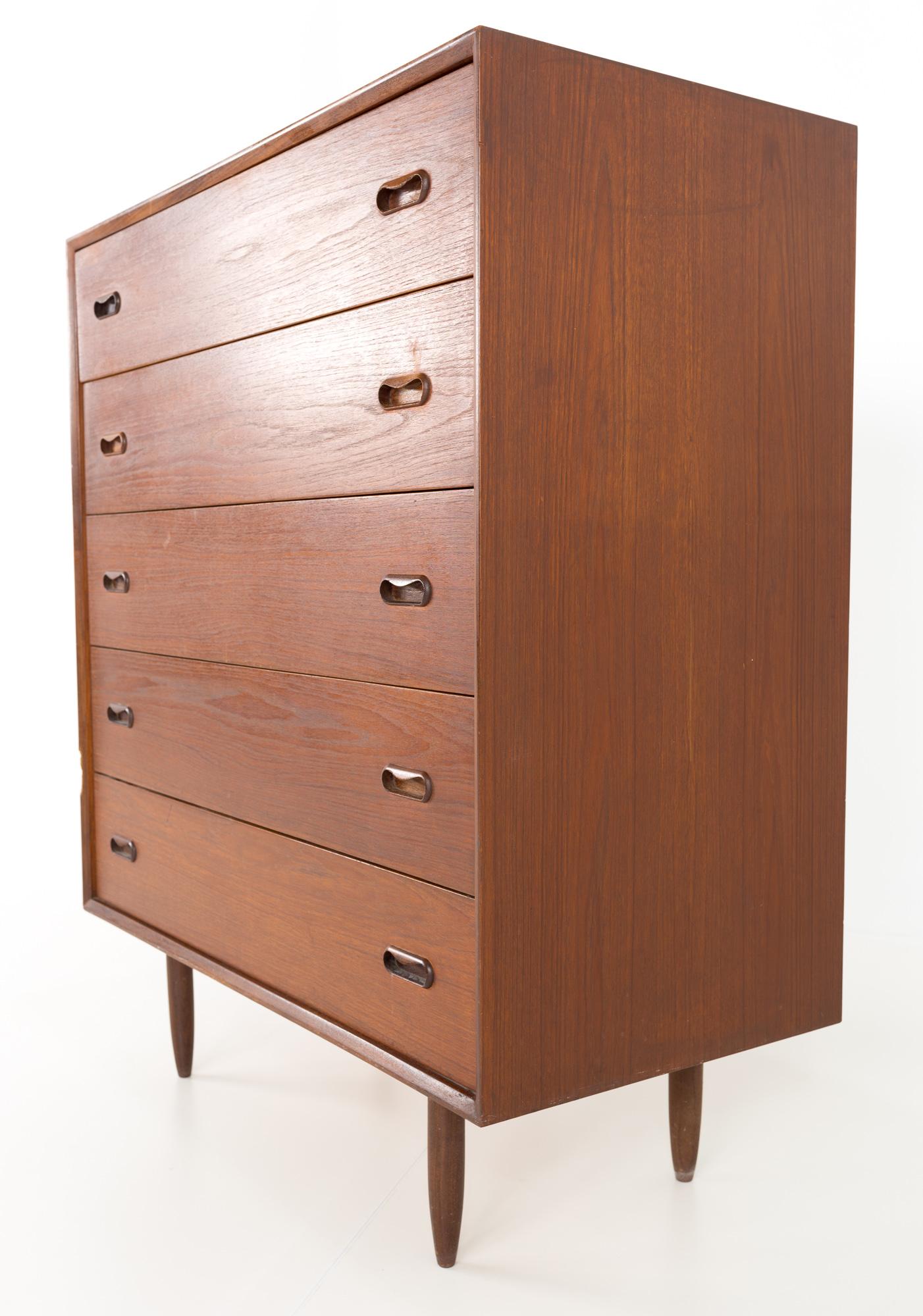 Mid-20th Century Peter Hvidt Style Midcentury Danish Teak 5-Drawer Highboy Dresser Chest