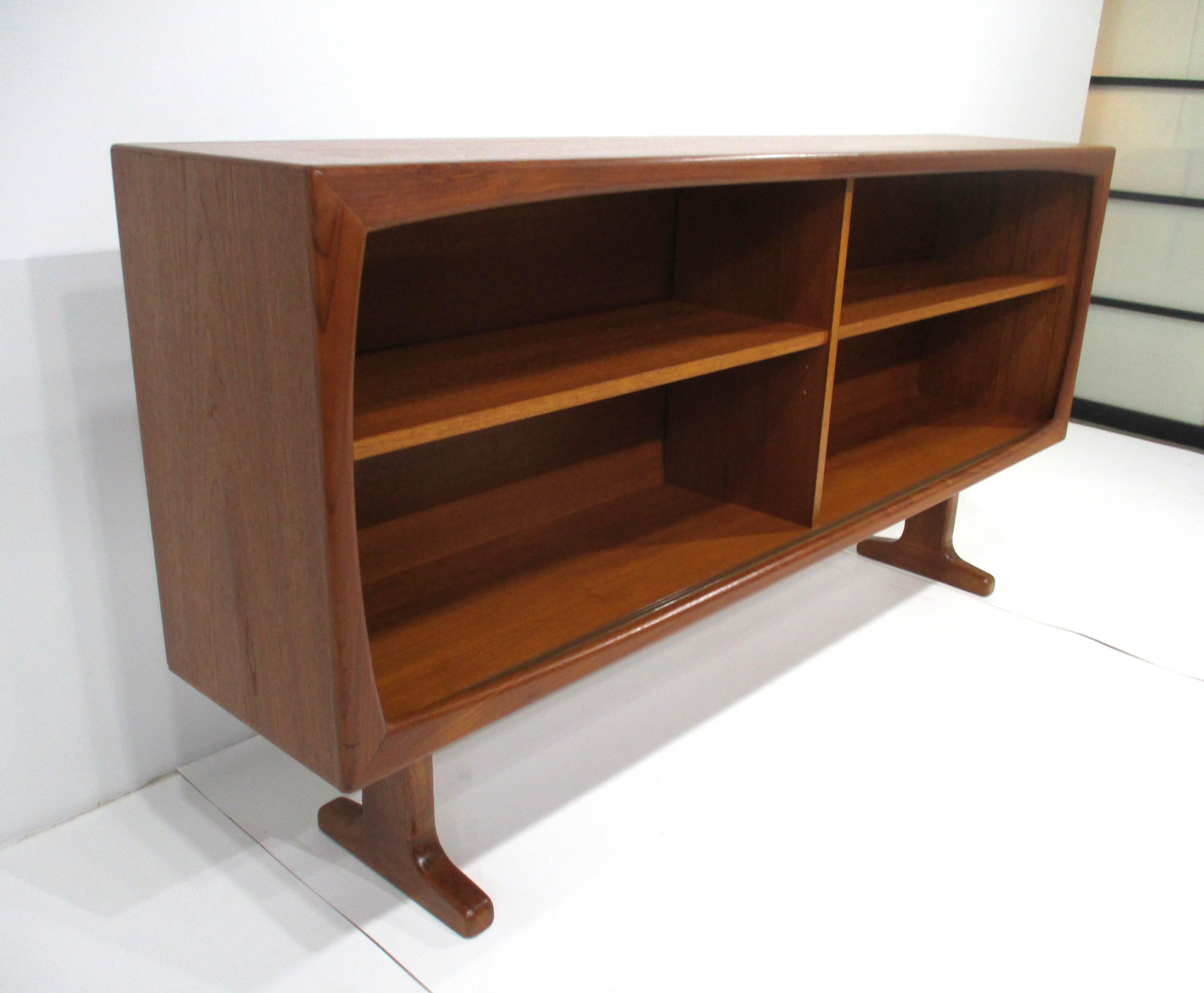 Mid-Century Modern Peter Hvidt styled Teak / Glass Door Bookcase Denmark