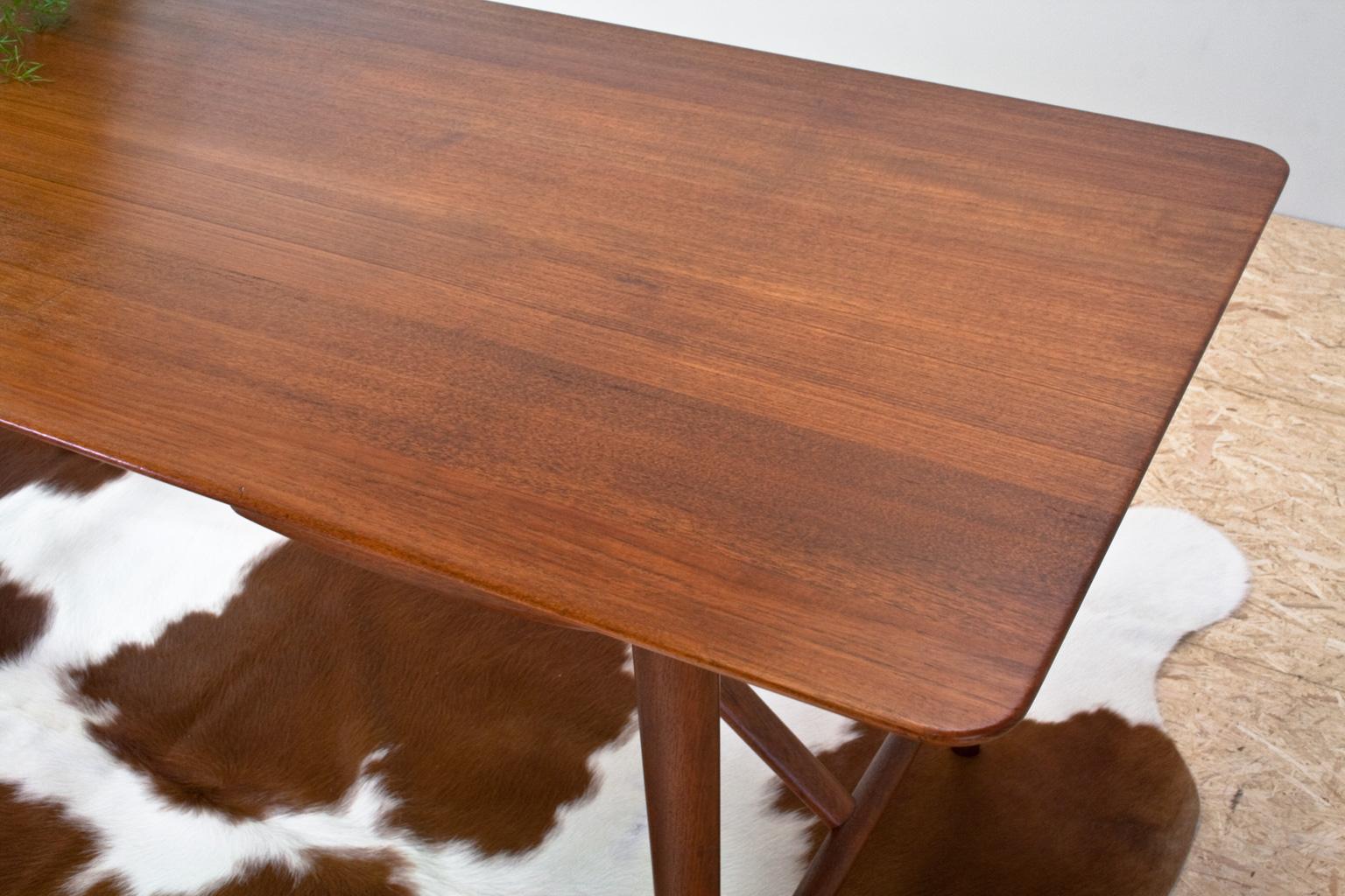 Mid-20th Century Peter Hvidt Teak Desk Danish Mid-Century Modern, Vintage 1955