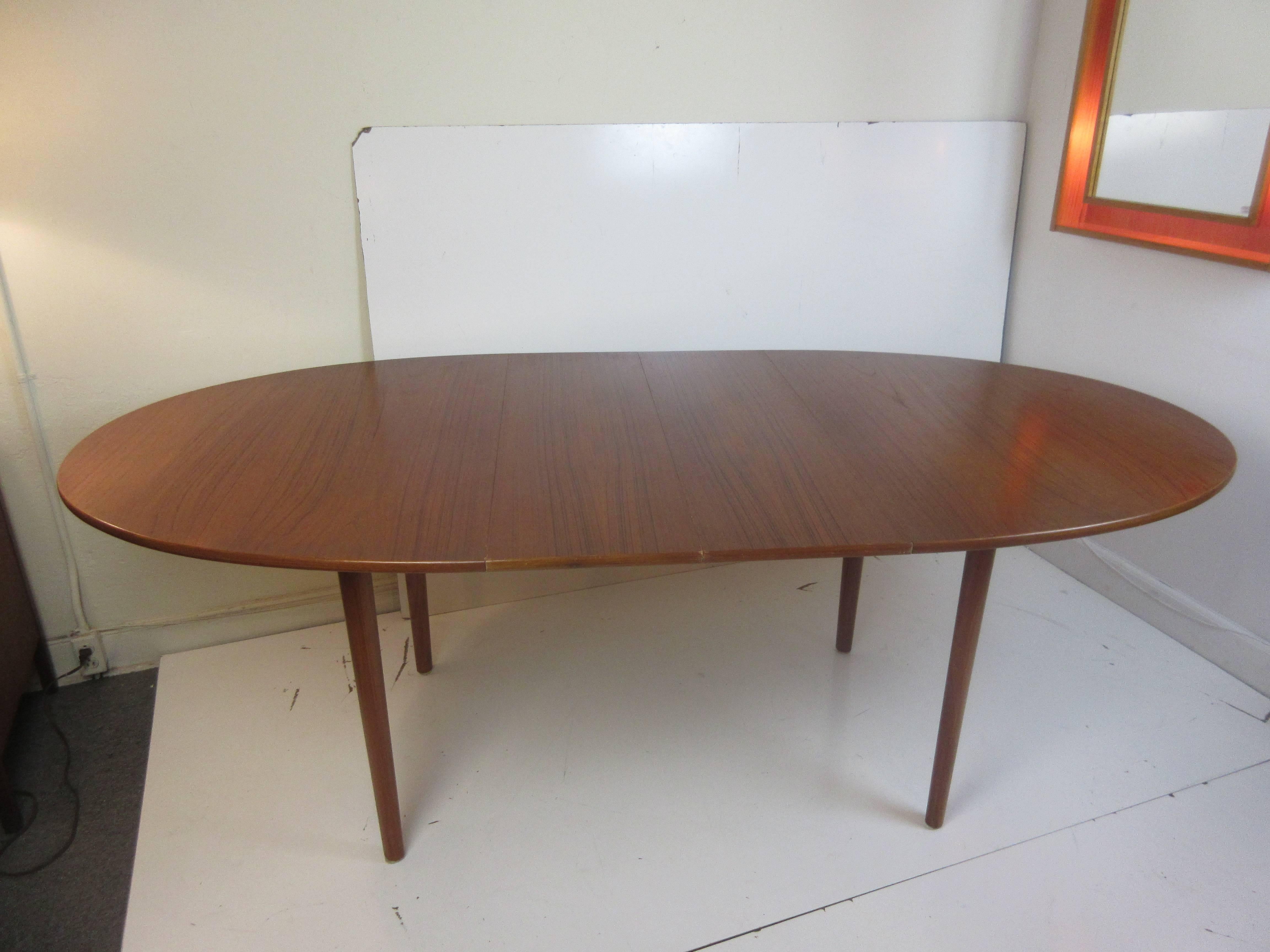 Peter Hvidt Teak Dining Table for John Stuart 2