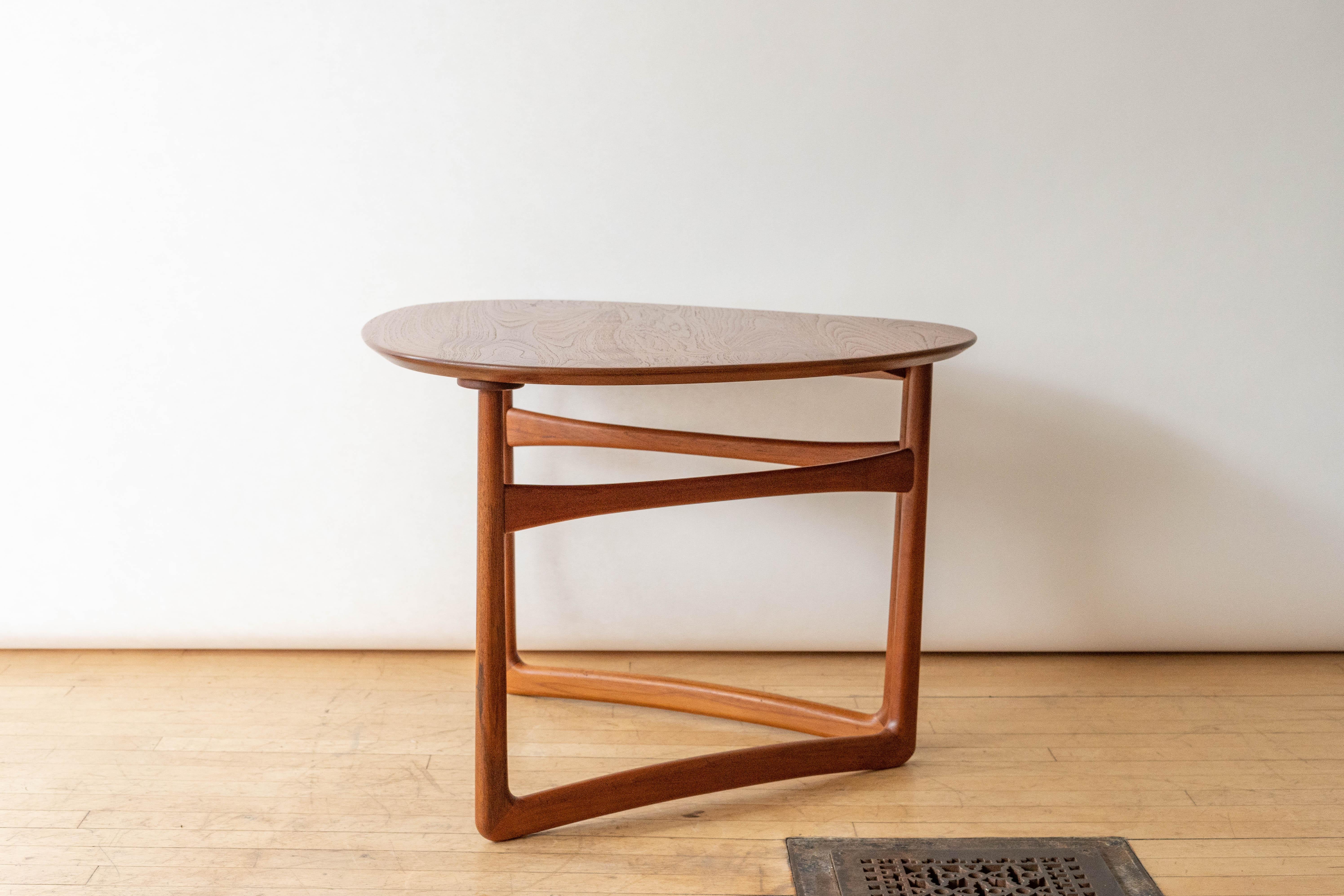 Mid-Century Modern Peter Hvidt Triangular Teak Coffee Table For Sale