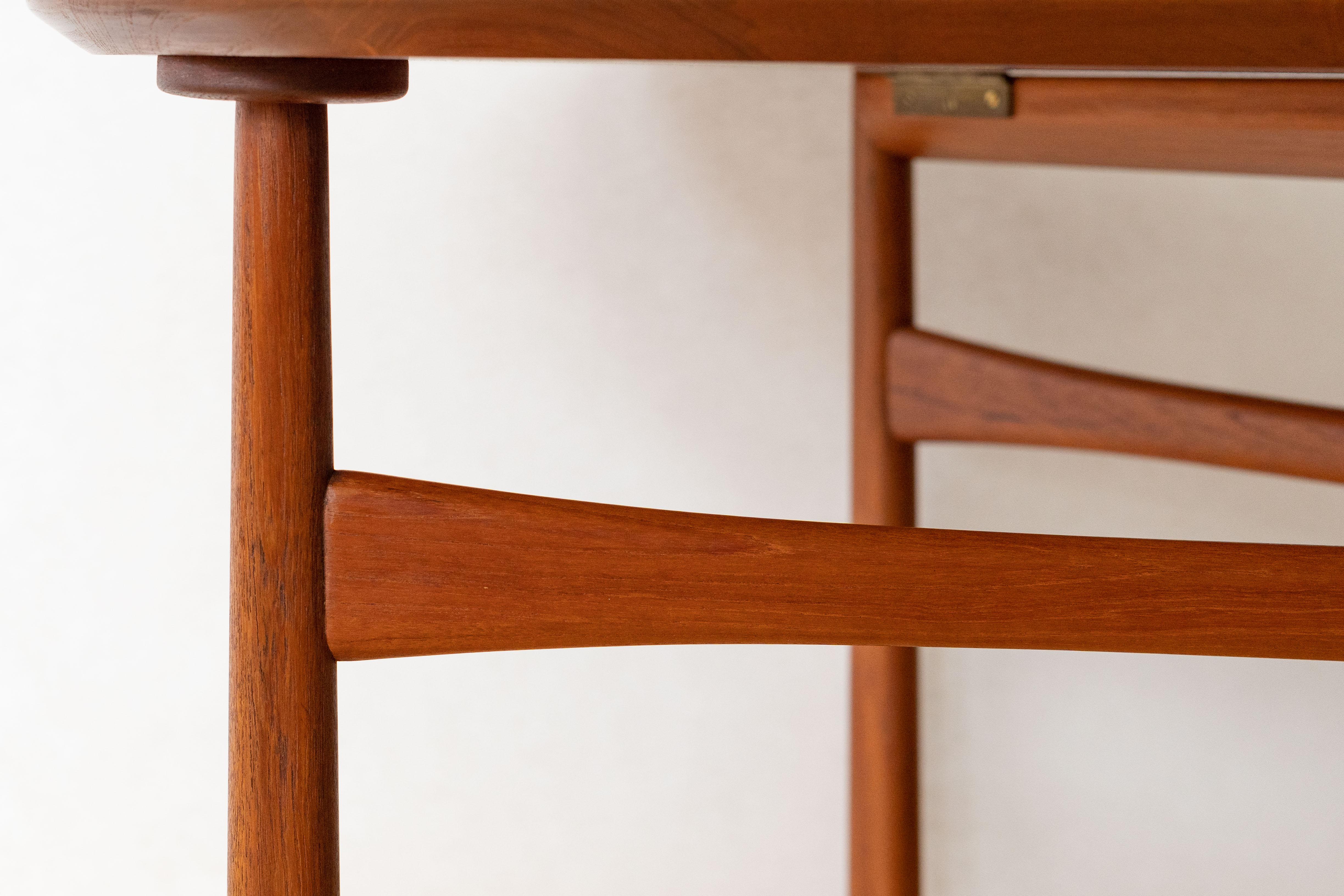 Peter Hvidt Triangular Teak Coffee Table For Sale 1