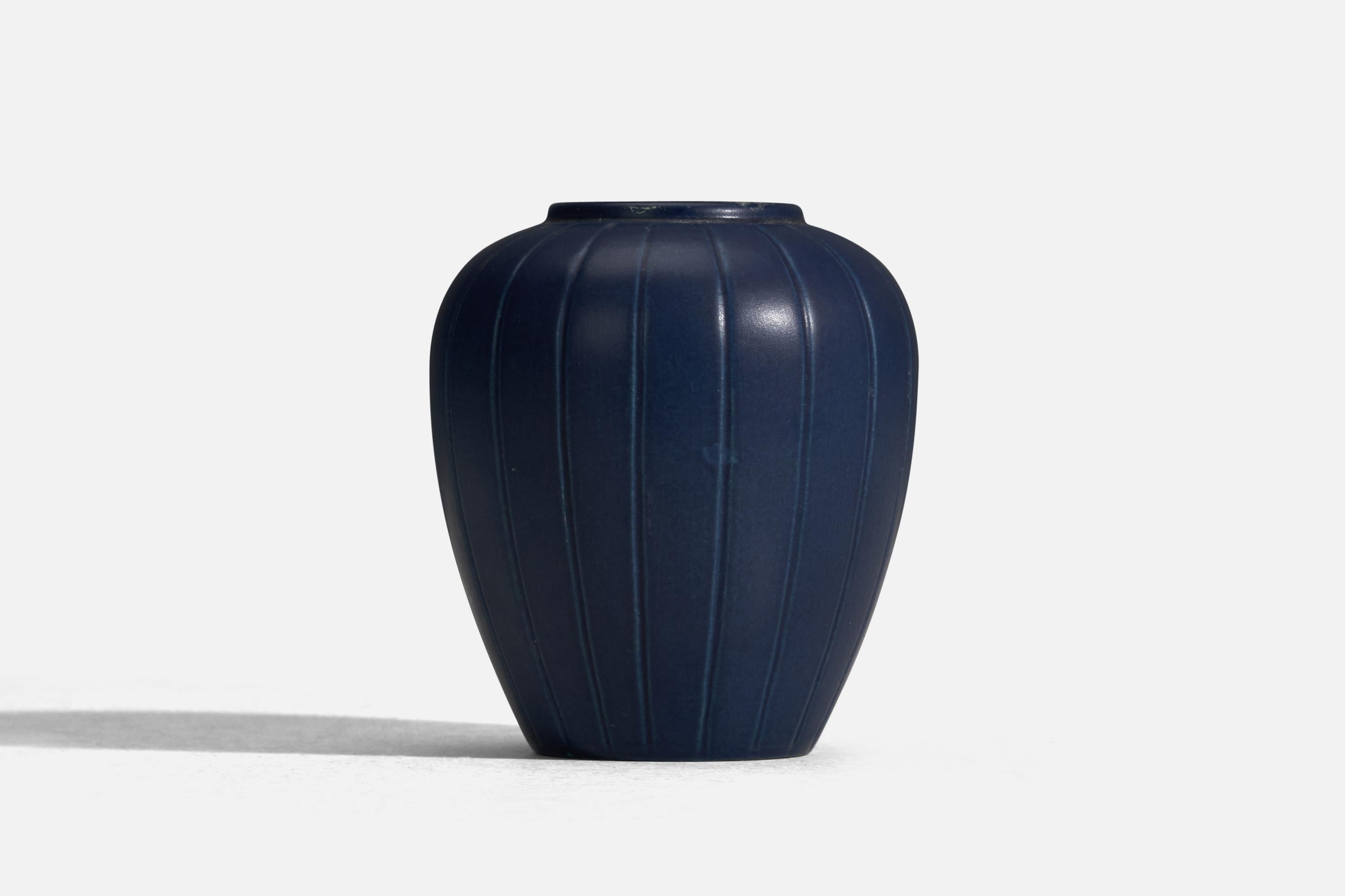 Scandinavian Modern Peter Ipsen Enke, Vase, Blue Glazed Stoneware, Denmark, 1940s For Sale