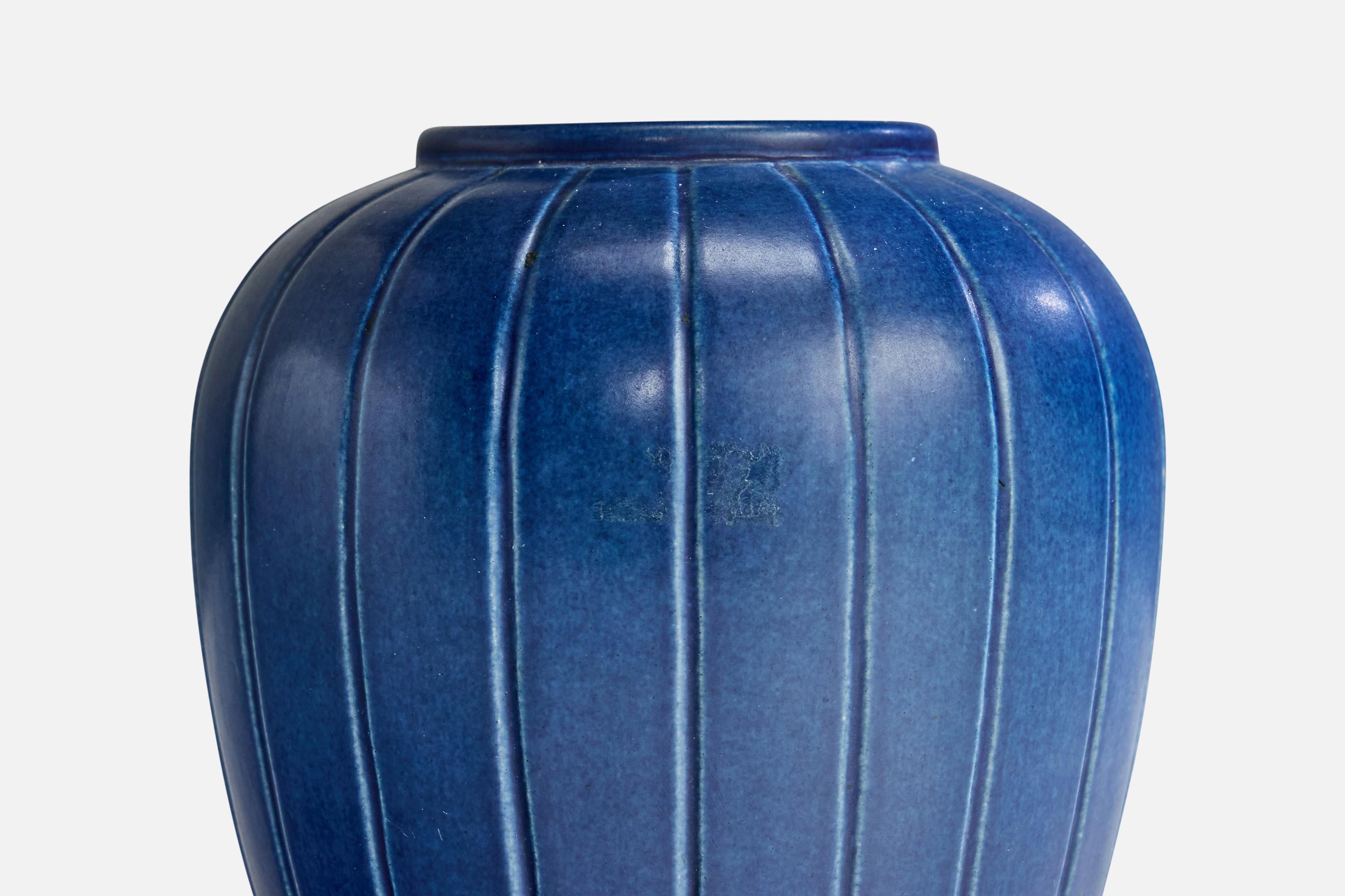 Peter Ipsen Enke, Vase, Keramik, Dänemark, 1940er Jahre im Zustand „Gut“ im Angebot in High Point, NC