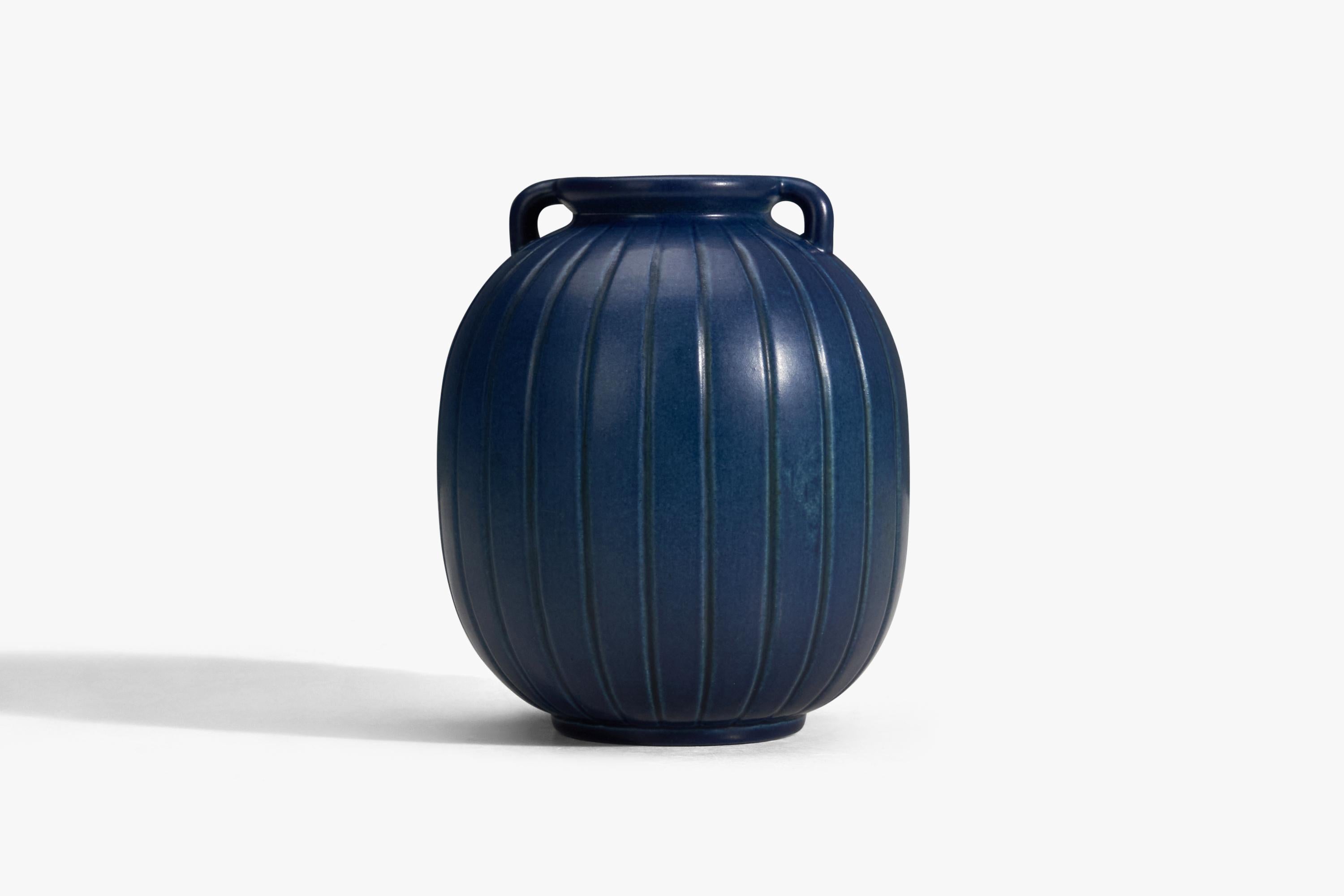 Danois Vase Peter Ipsens Enke, grès émaillé bleu, Danemark, années 1940 en vente