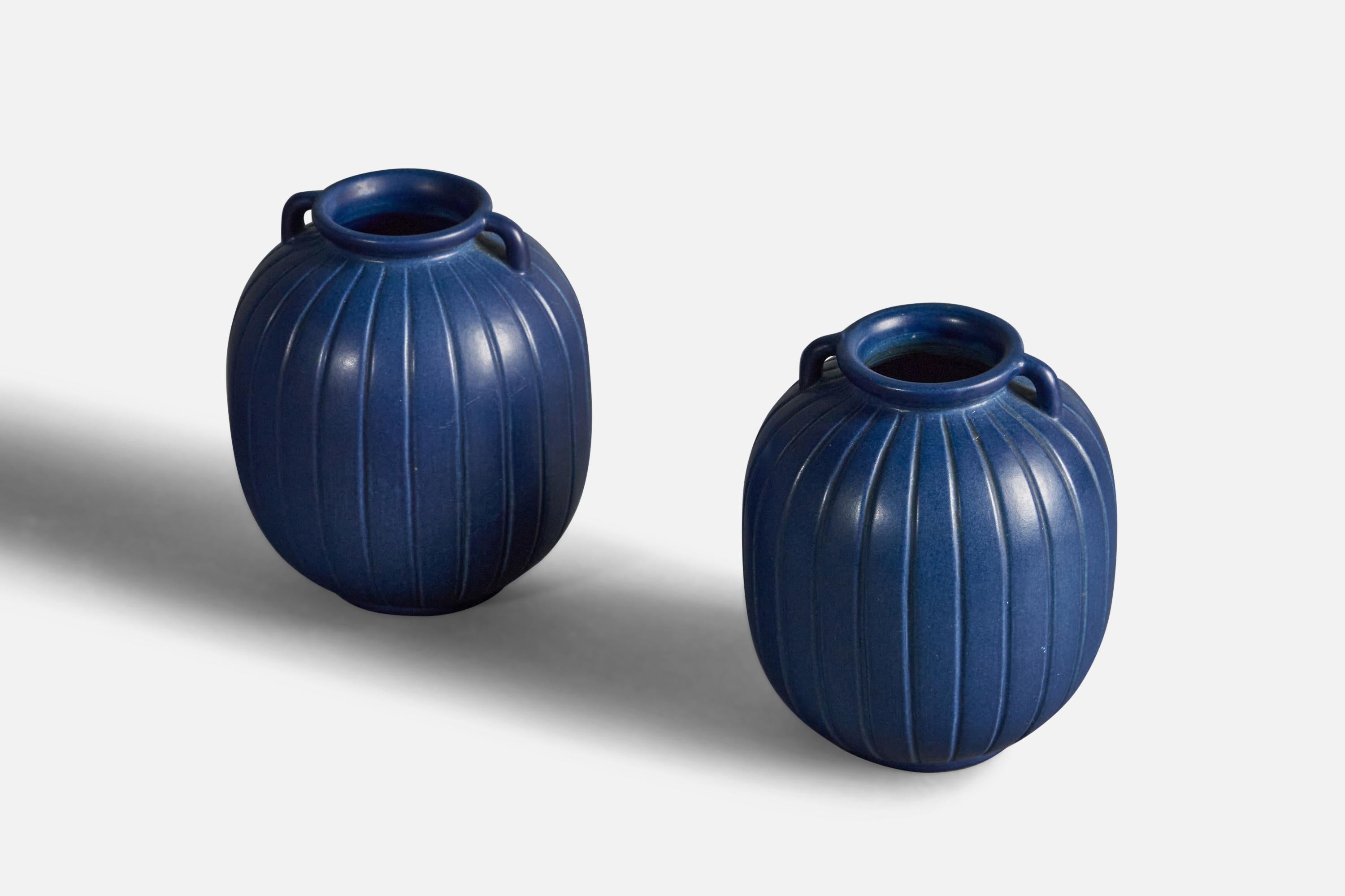 Scandinavian Modern Peter Ipsens Enke, Vases, Stoneware, Denmark, 1940s For Sale