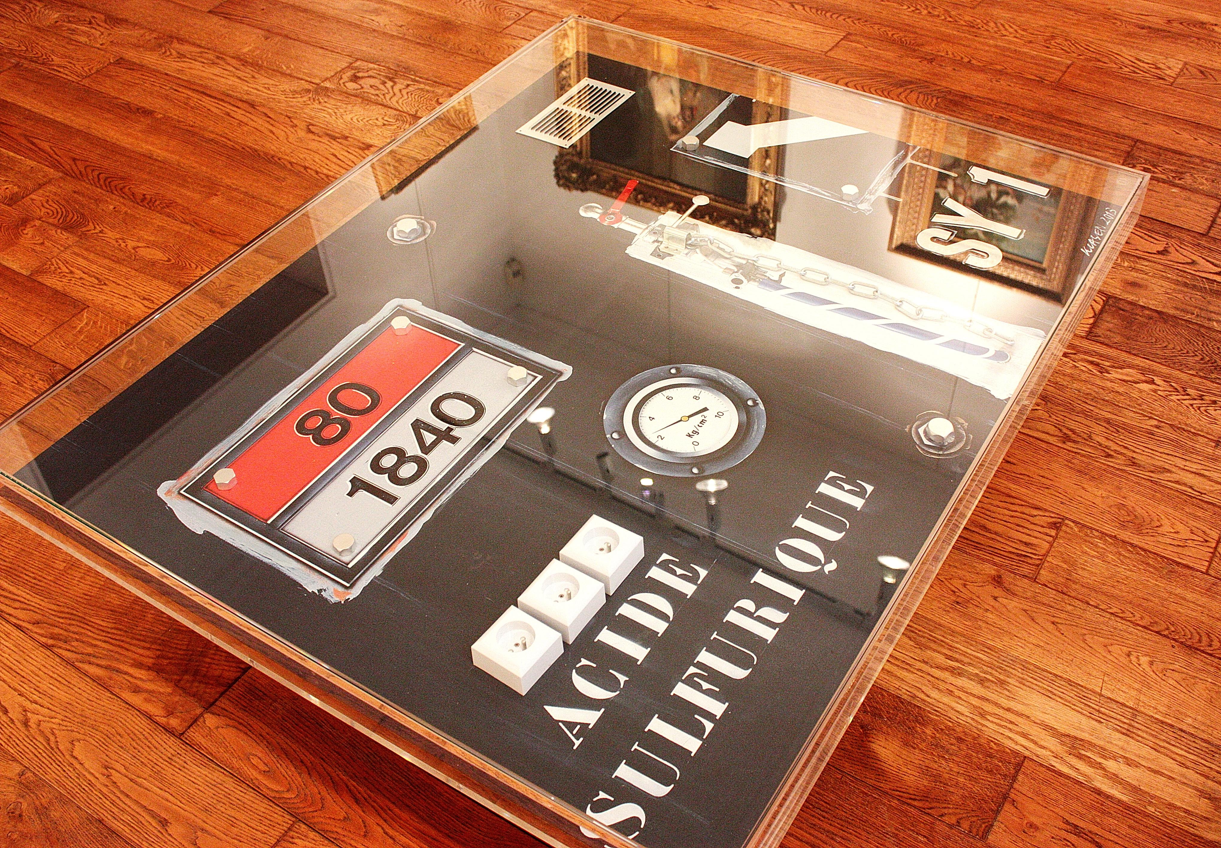 Table basse SY 1 de Peter Klasen Table de conception d'artiste en plexiglas en vente 1