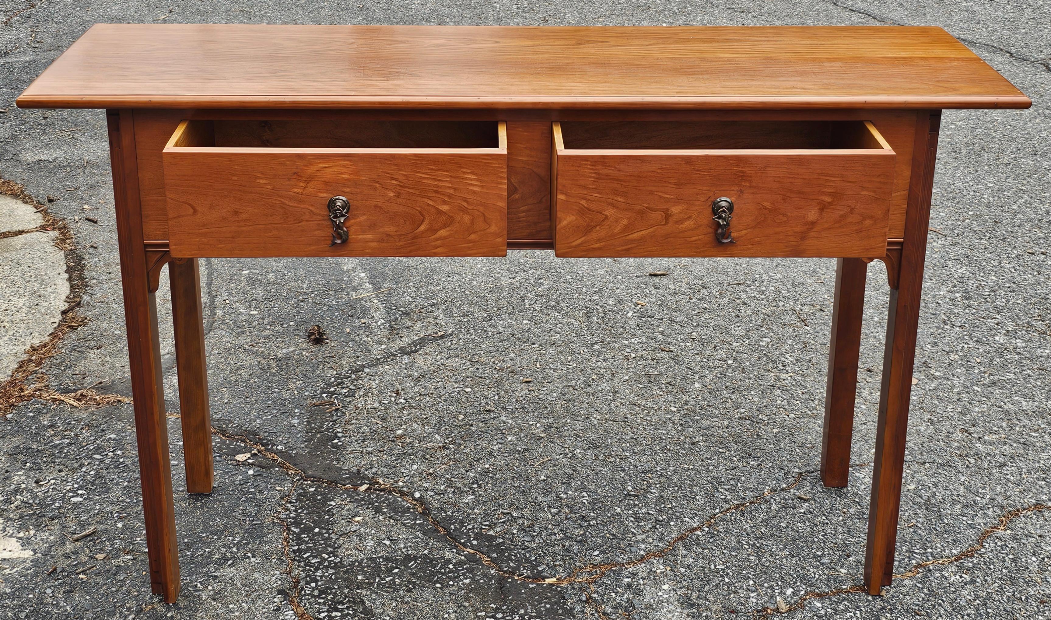 Américain Buffet de chasse artisanal en bois fruitier Peter Kramer en vente