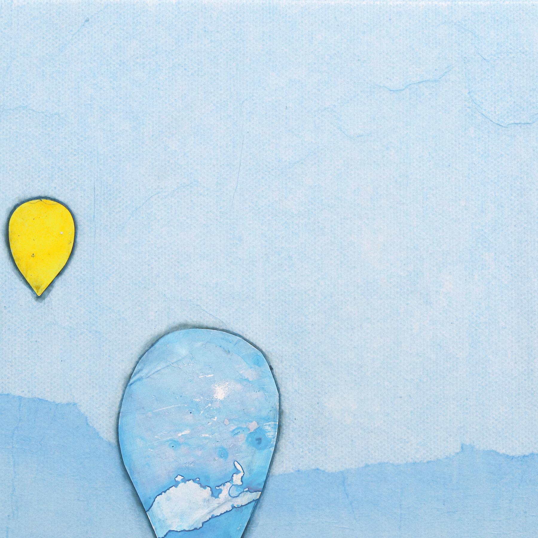 Vuelo sin Límites II - Obra de Arte Original Minimalista Paisaje Azul Montañas en venta 1