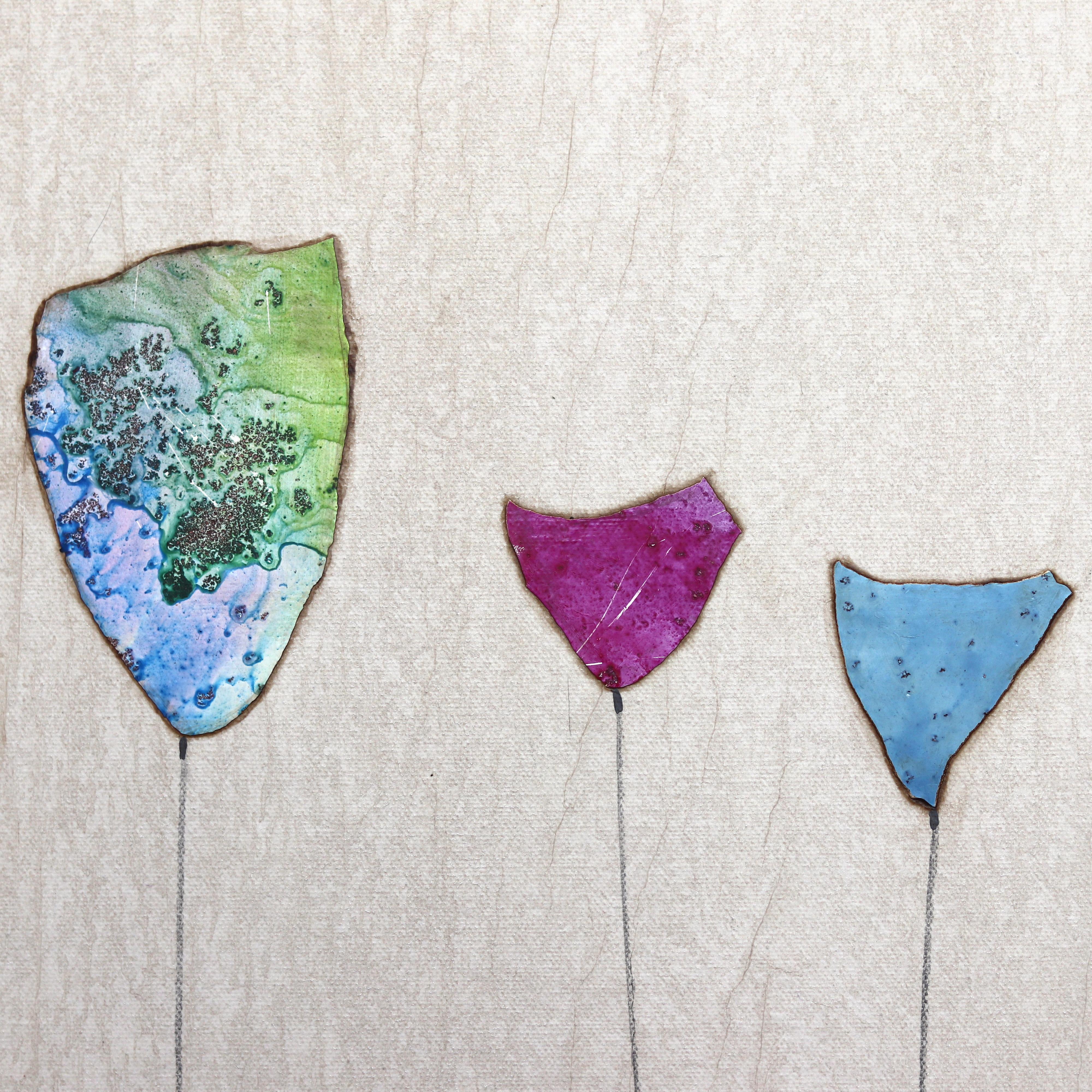 The organic aesthetic and textures of Peter Kuttner’s original boho minimalist artworks are the result of patient layering and unique uses of media. Through a combination of collage and paint, Kuttner is able to find personal expression in the clear
