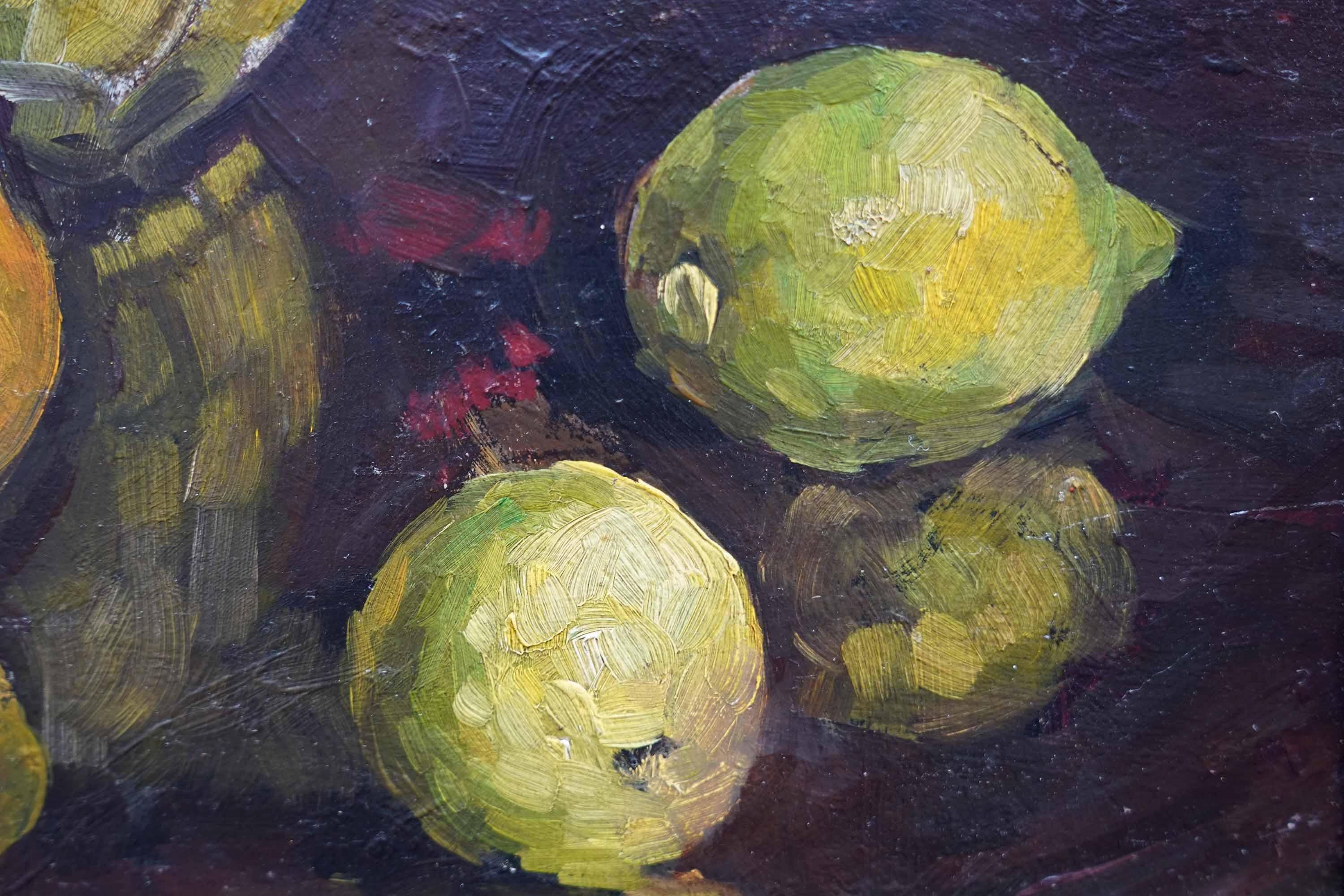 Zitronen Birnen auf dem Tisch - Britische 50er Jahre Stillleben Post Impressionist Ölgemälde (Grau), Still-Life Painting, von Peter L Field