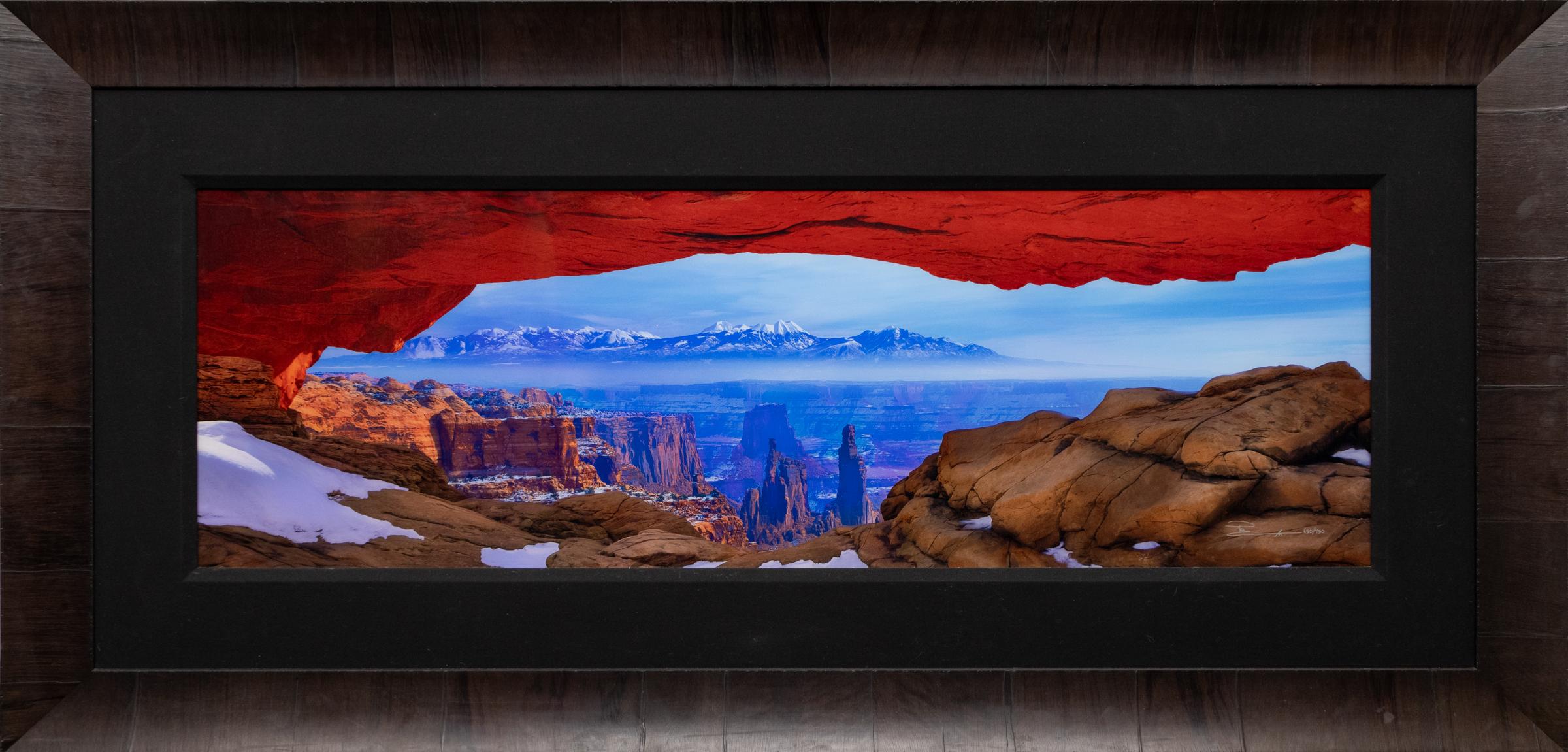Peter Lik Color Photograph – „Timeless Land“ Canyonlands Utah Limitierte Auflage Farb-Landschaftsfotografie