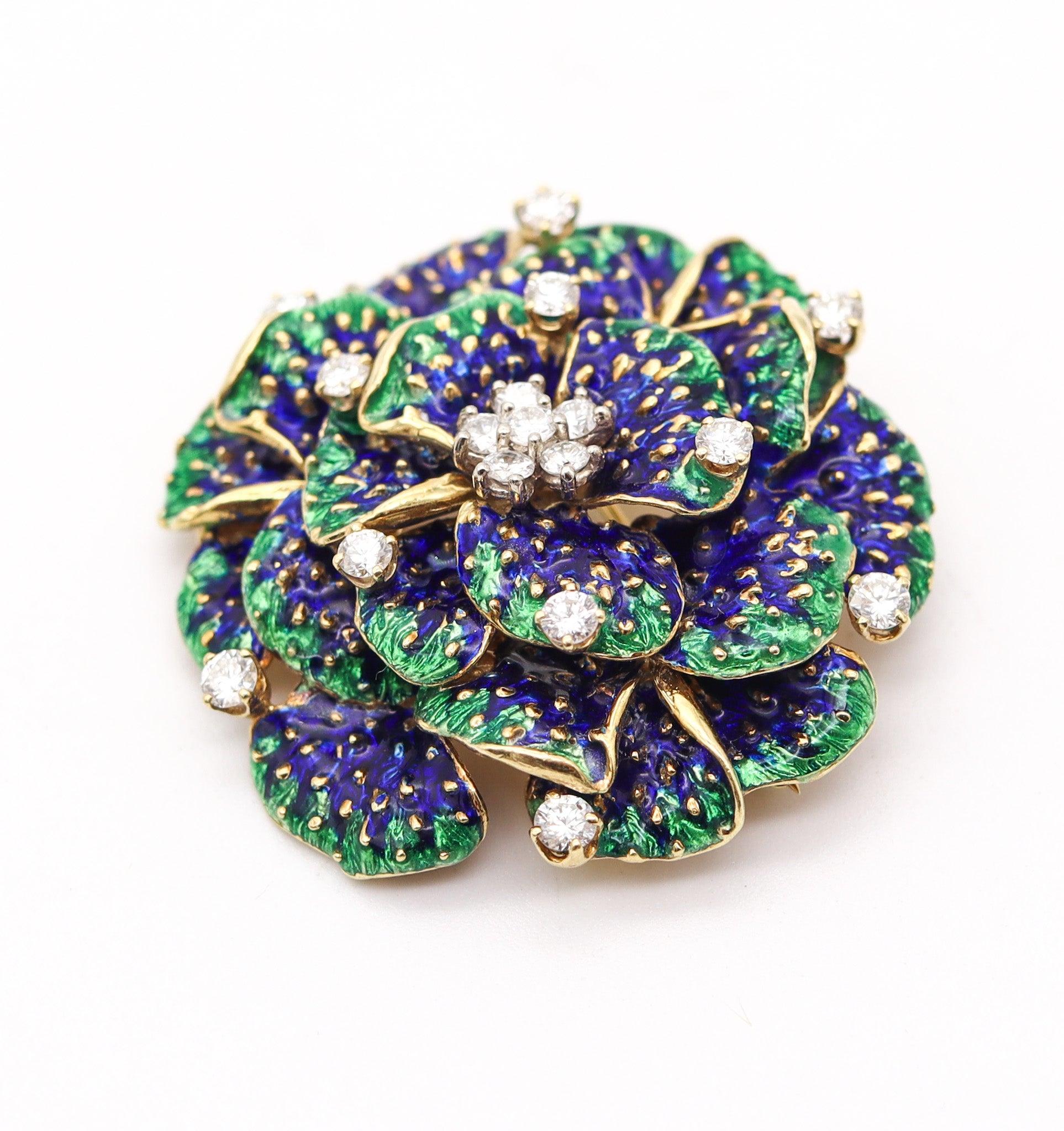 PETER LINDEMAN 1970 New York Enameled Brooch In 18kt Yellow Gold With Diamonds In Excellent Condition For Sale In Miami, FL