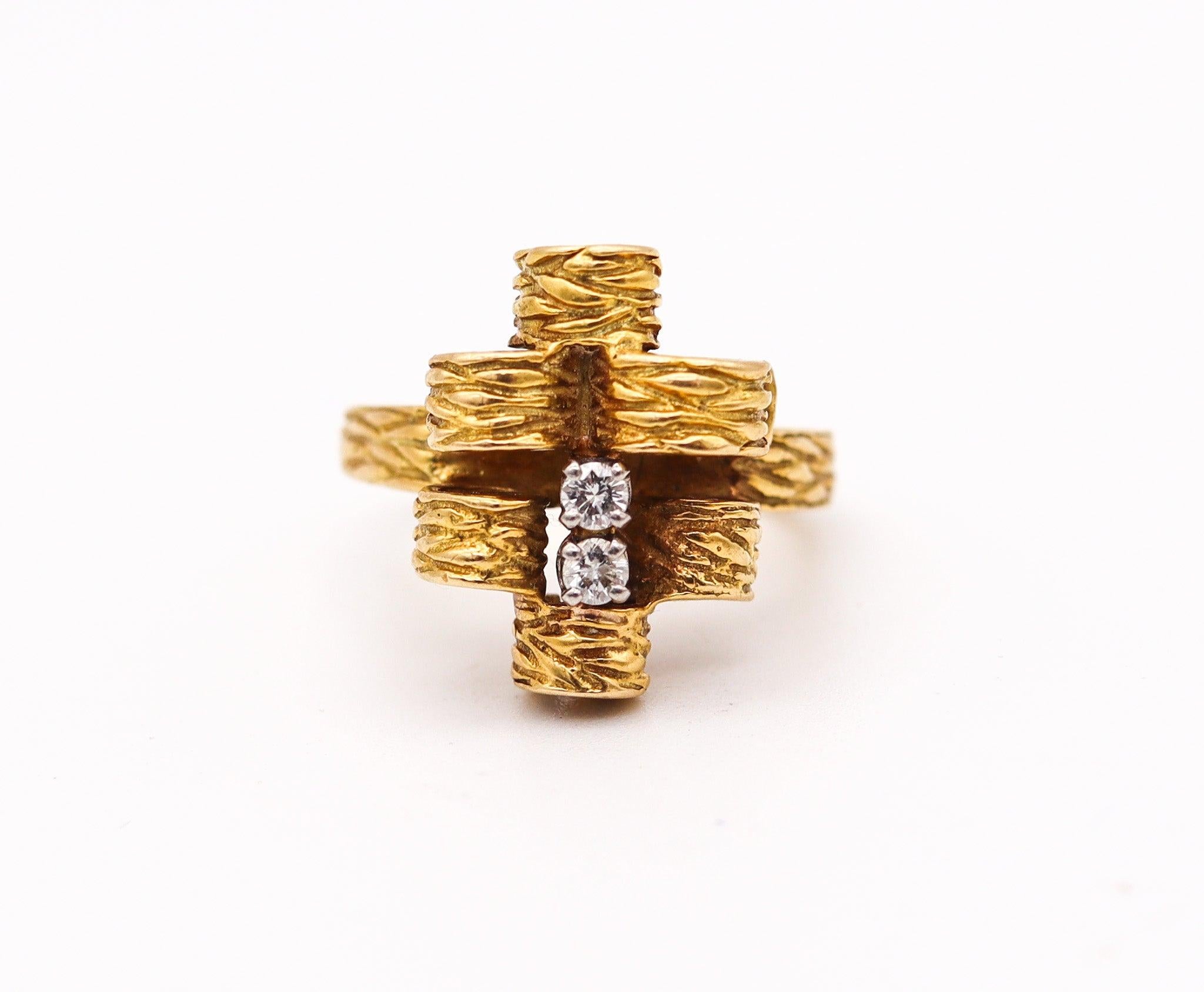 PETER LINDEMAN 1970 New York Modernist Ring In 18kt Yellow Gold With Diamonds In Excellent Condition For Sale In Miami, FL