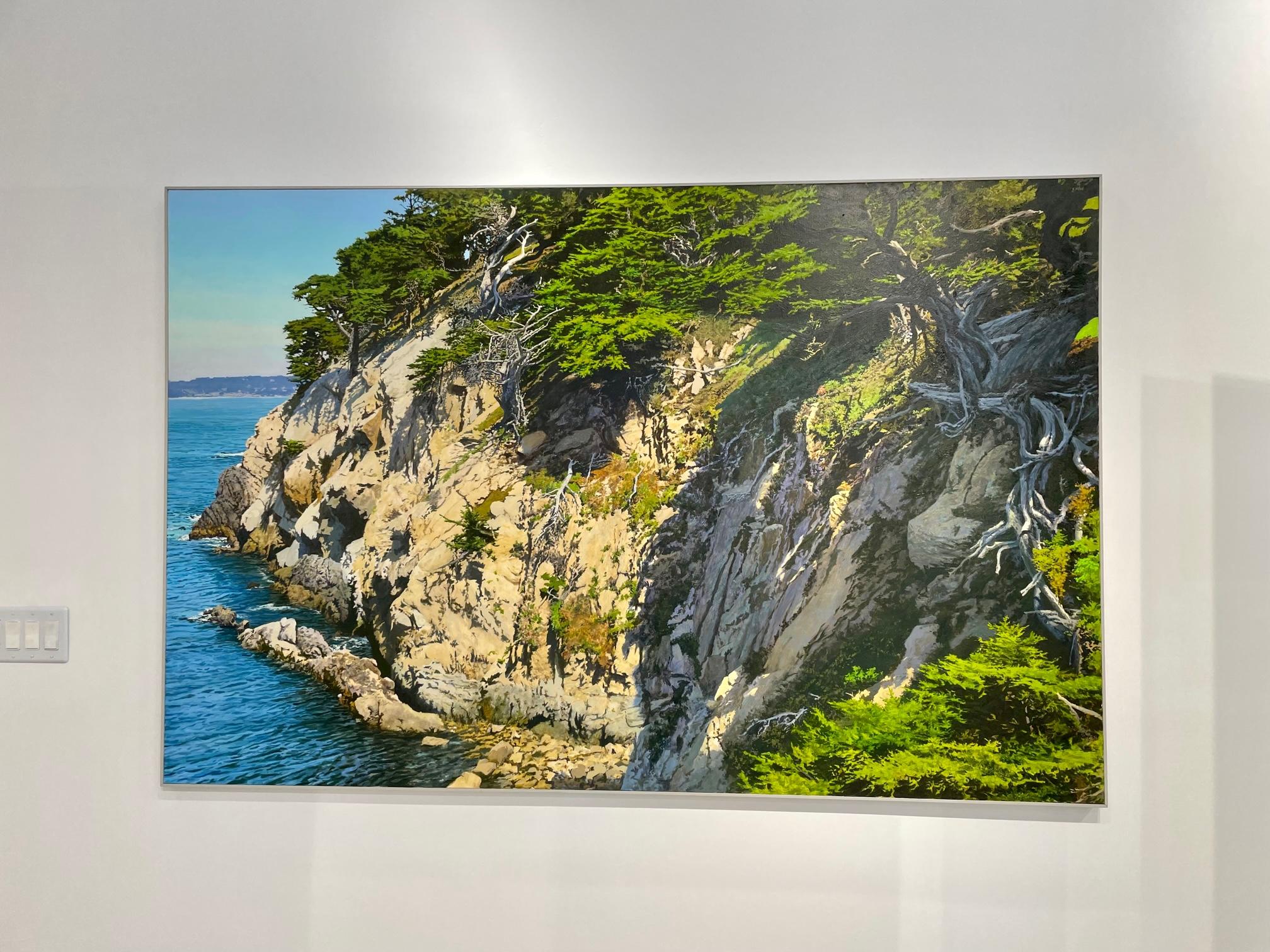 Cala del Ciprés  / gran naturaleza realista óleo sobre lienzo 52x80 pulg. - Painting Contemporáneo de Peter Loftus