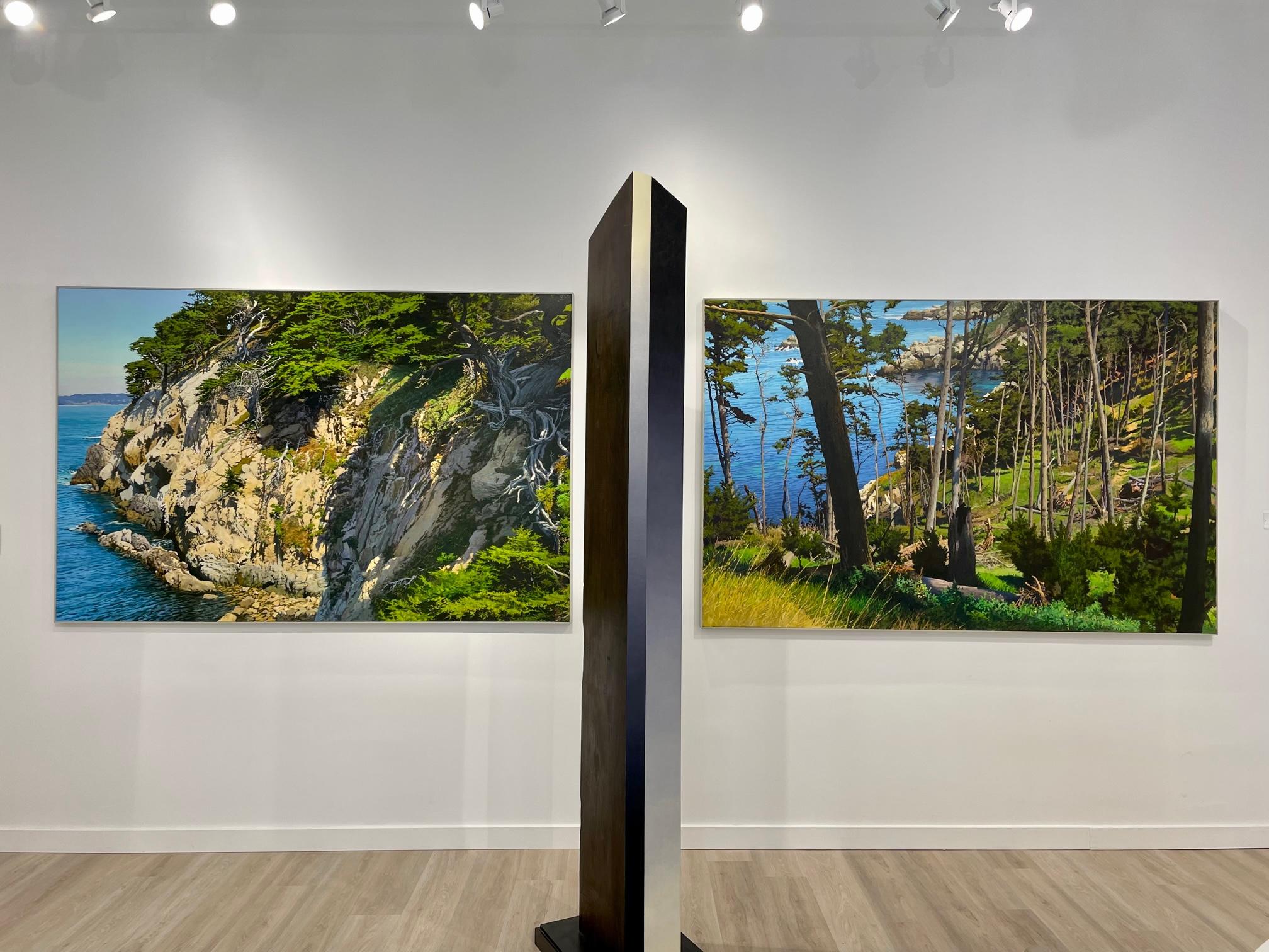 Cala del Ciprés  / gran naturaleza realista óleo sobre lienzo 52x80 pulg. - Landscape Painting Negro de Peter Loftus