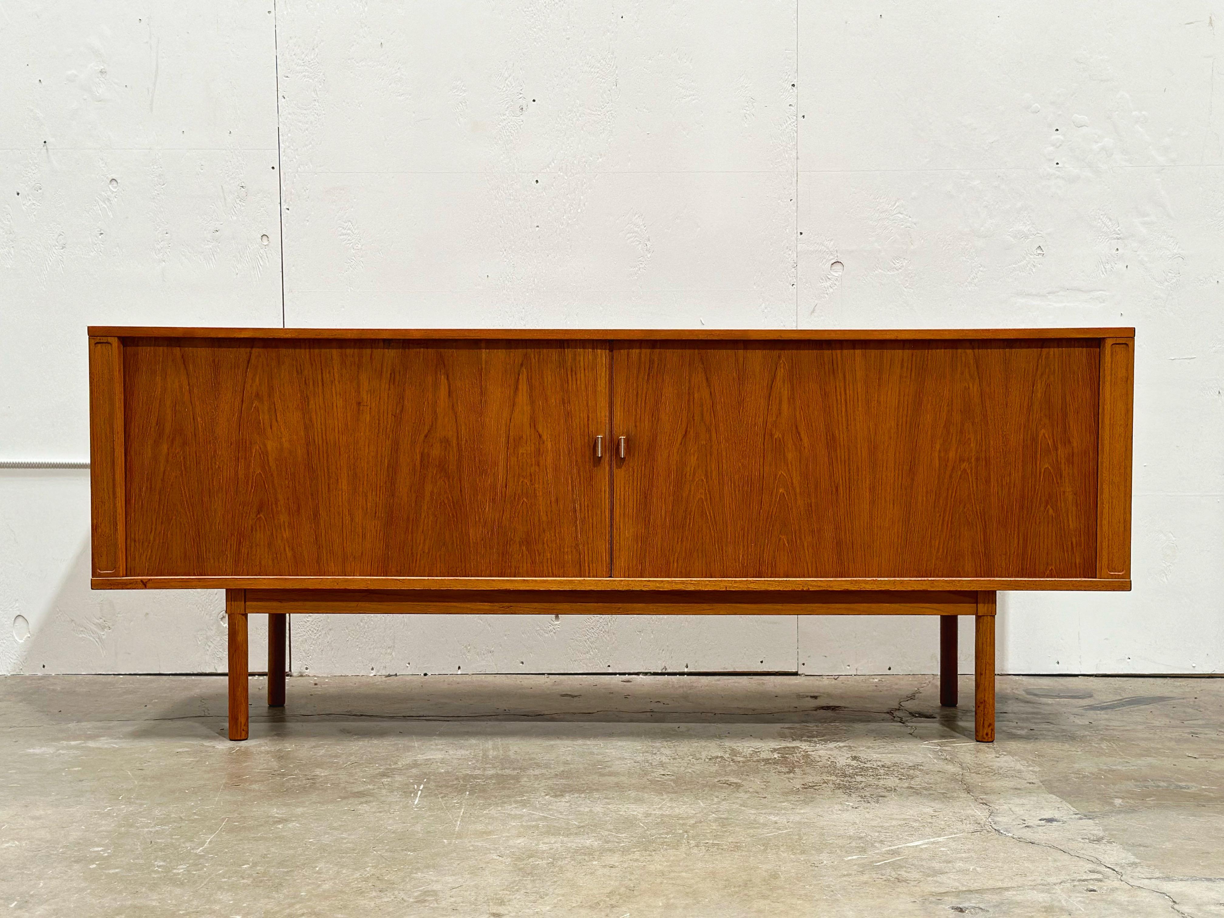 Peter Lovig Nielsen Credenza - Midcentury Danish Modern Teak Cabinet - Dansk 11