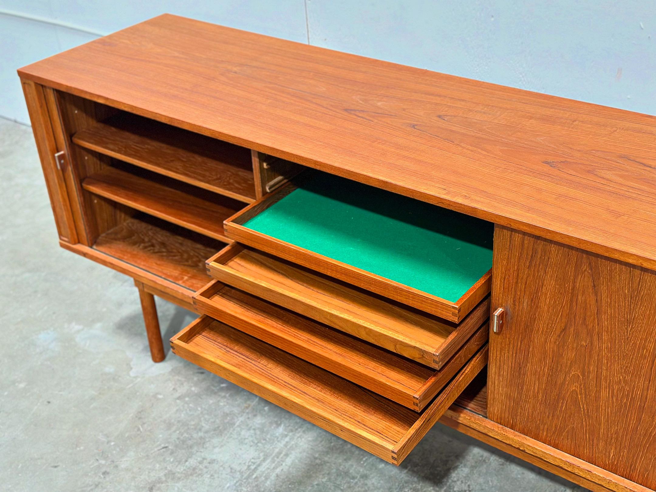 Peter Lovig Nielsen Credenza - Midcentury Danish Modern Teak Cabinet - Dansk 3