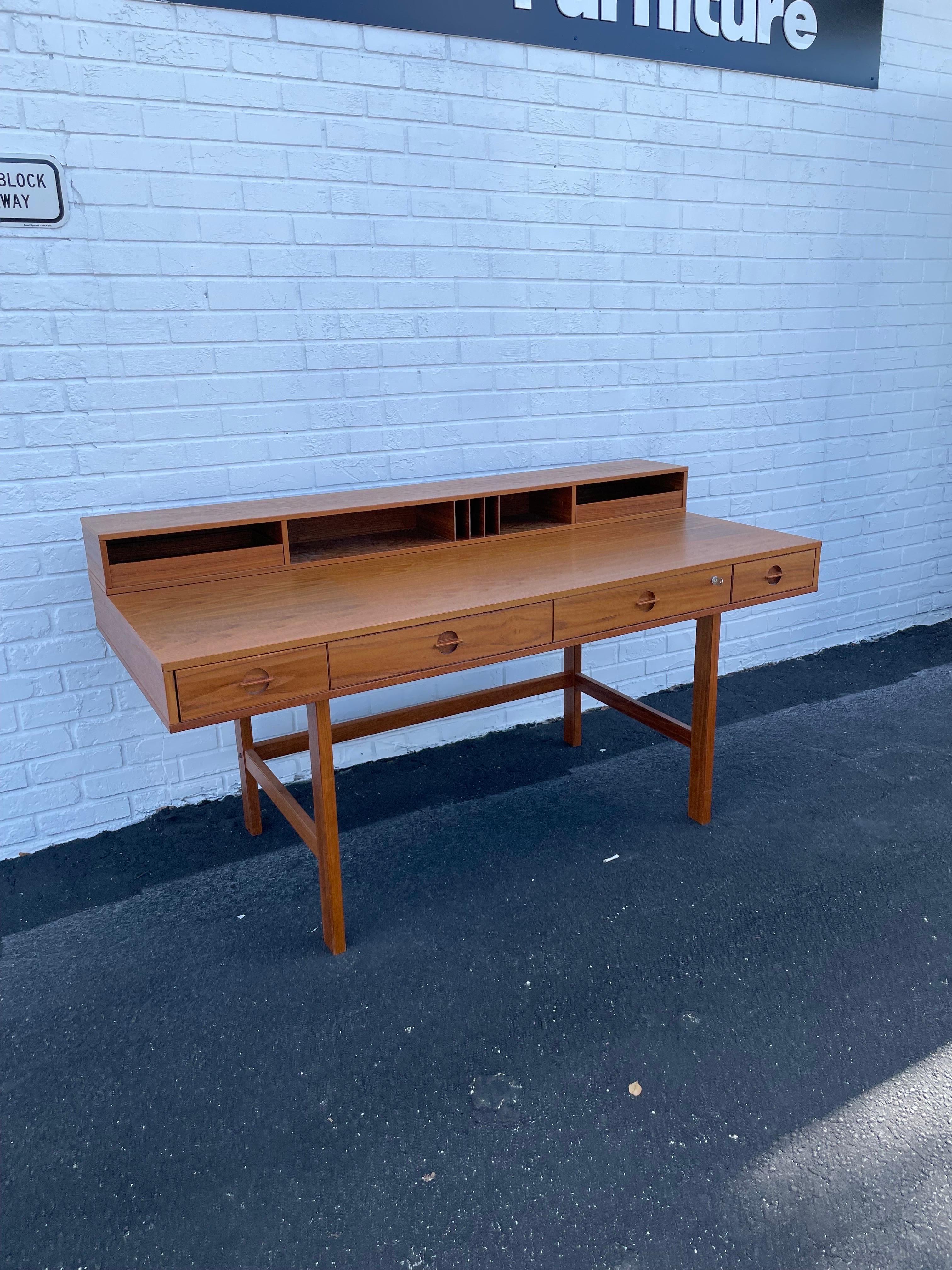 Peter Lovig Nielsen Danish Modern Flip Desk In Good Condition In Fort Lauderdale, FL