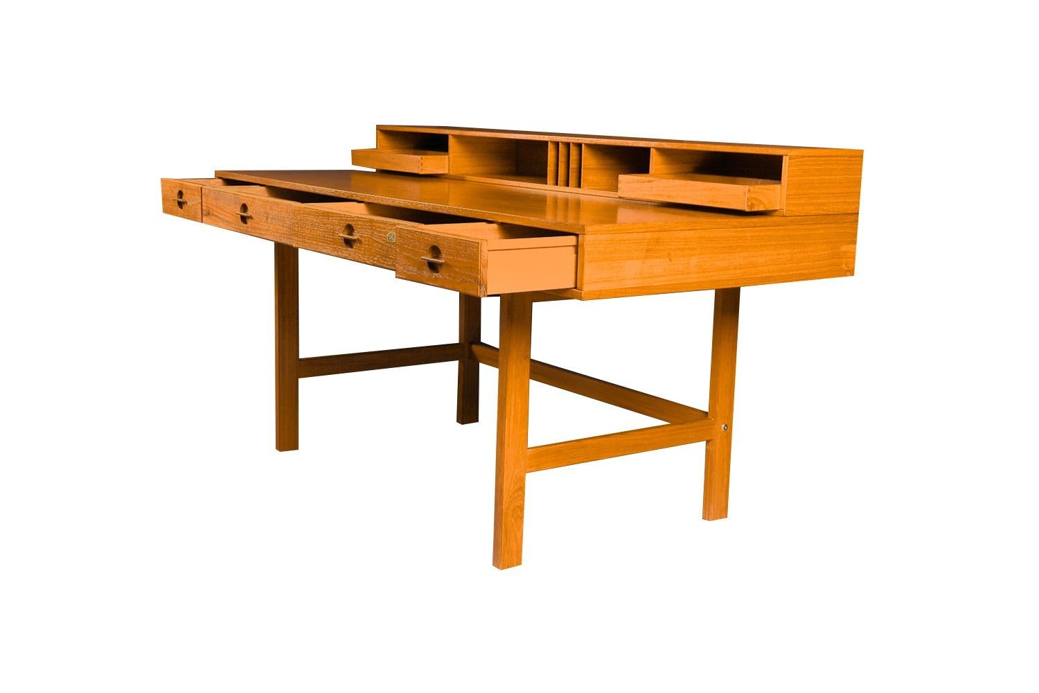 Peter Lovig Nielsen Danish Modern Teak Flip Top Desk In Good Condition In Baltimore, MD