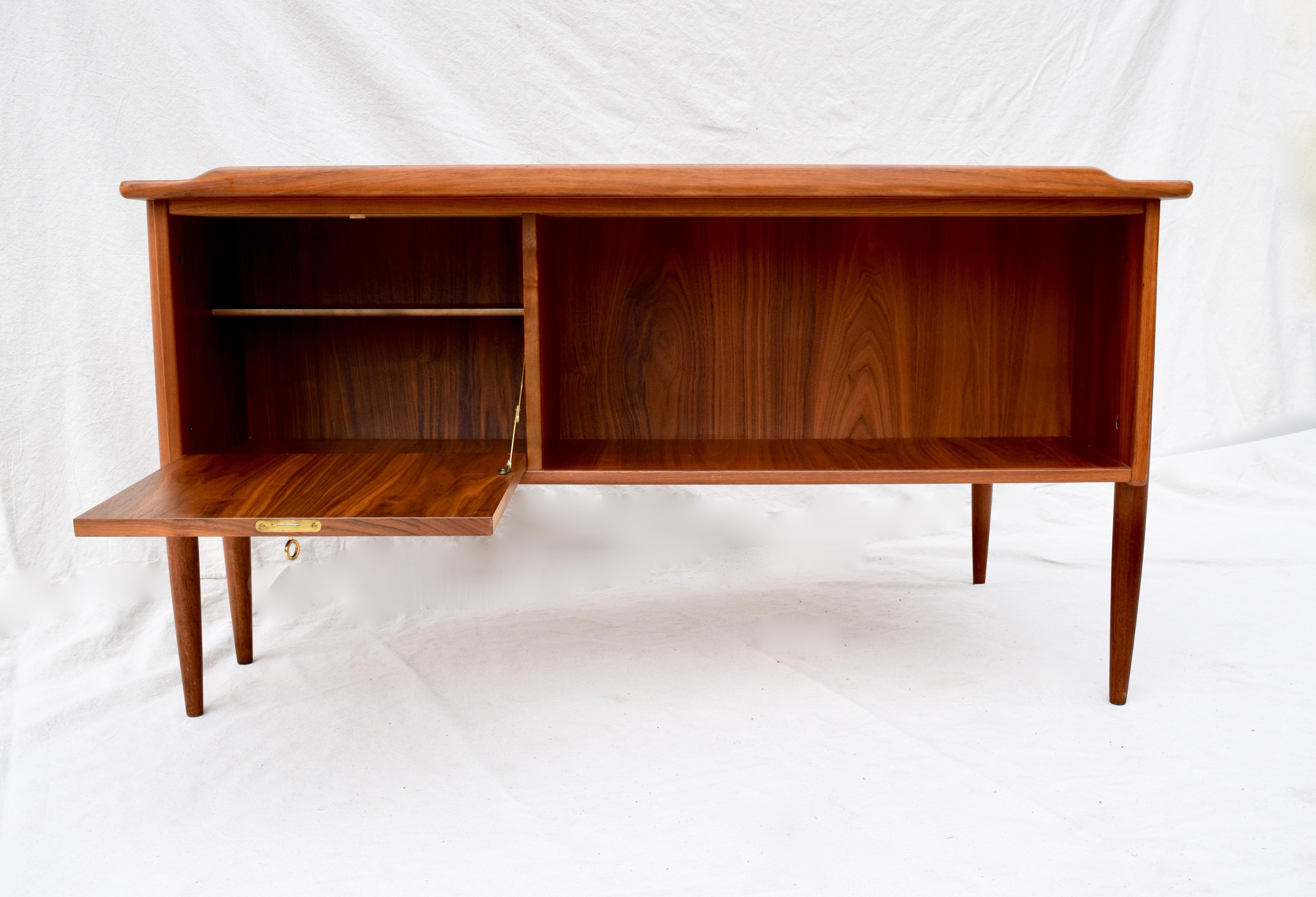 Peter Løvig Nielsen Danish Teak Desk 2