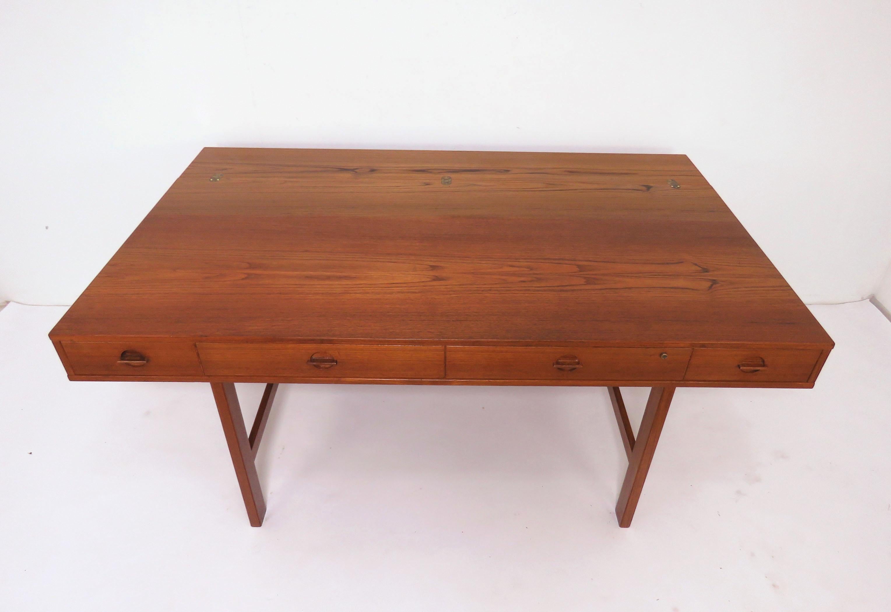 Peter Lovig Nielsen Flip Top Danish Teak Desk, circa Early 1970s 5