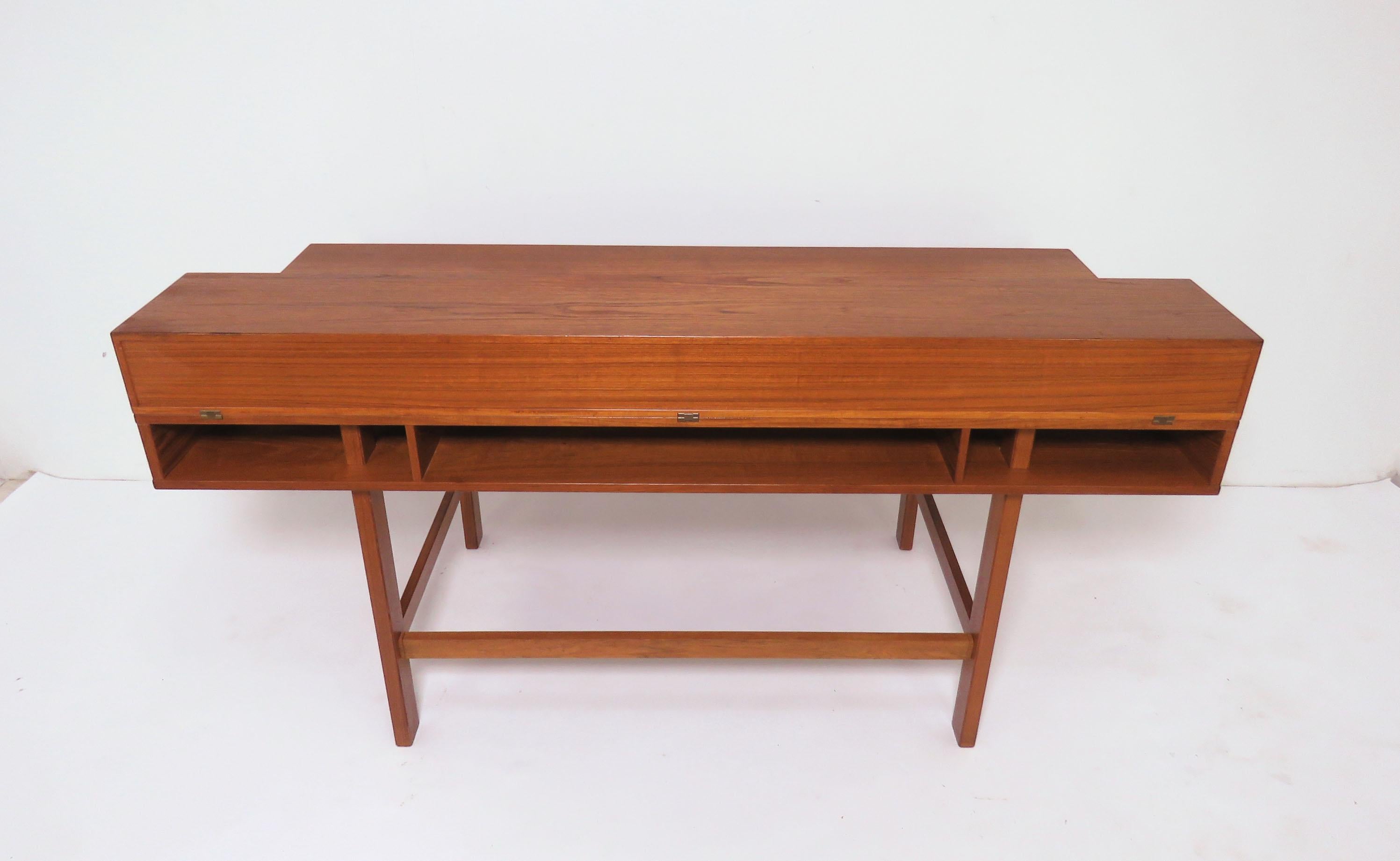 Peter Lovig Nielsen Flip Top Danish Teak Desk, circa Early 1970s 9