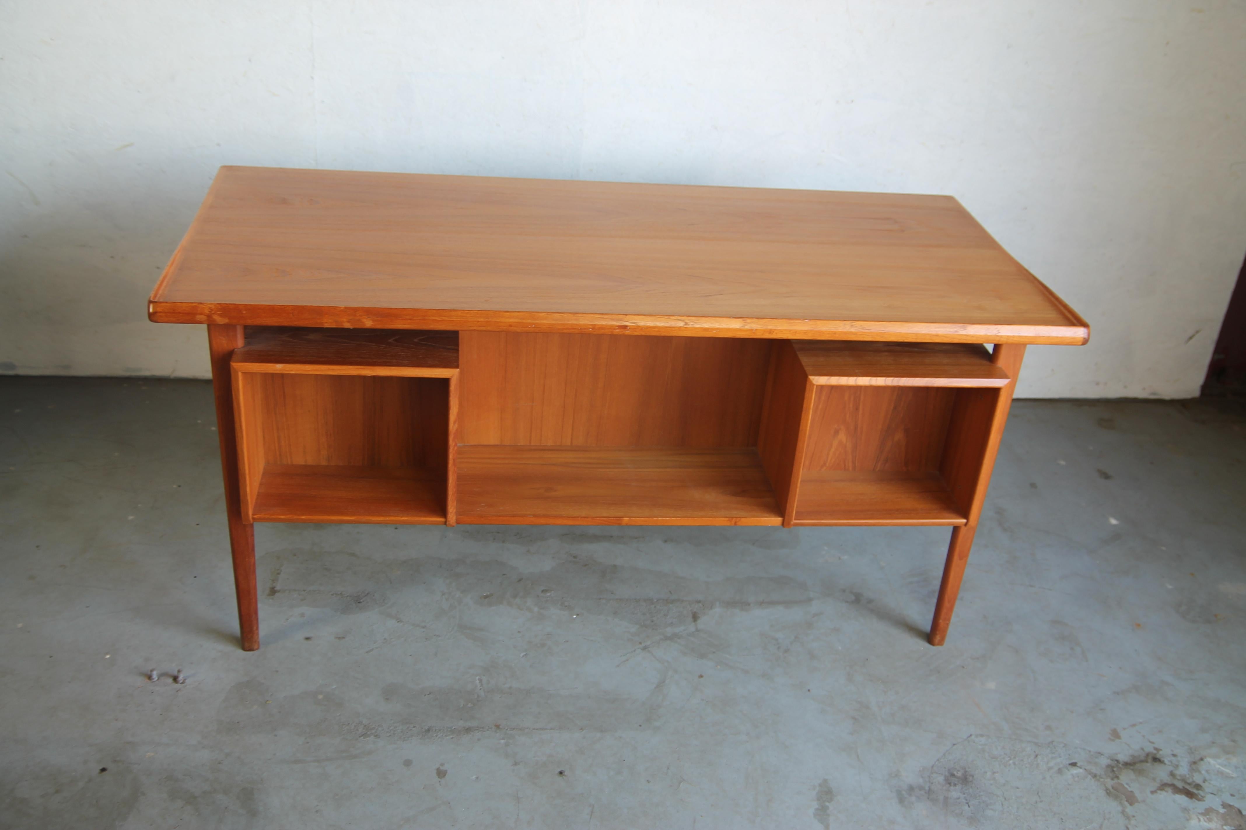 Danish Peter Lovig Nielsen Floating Desk