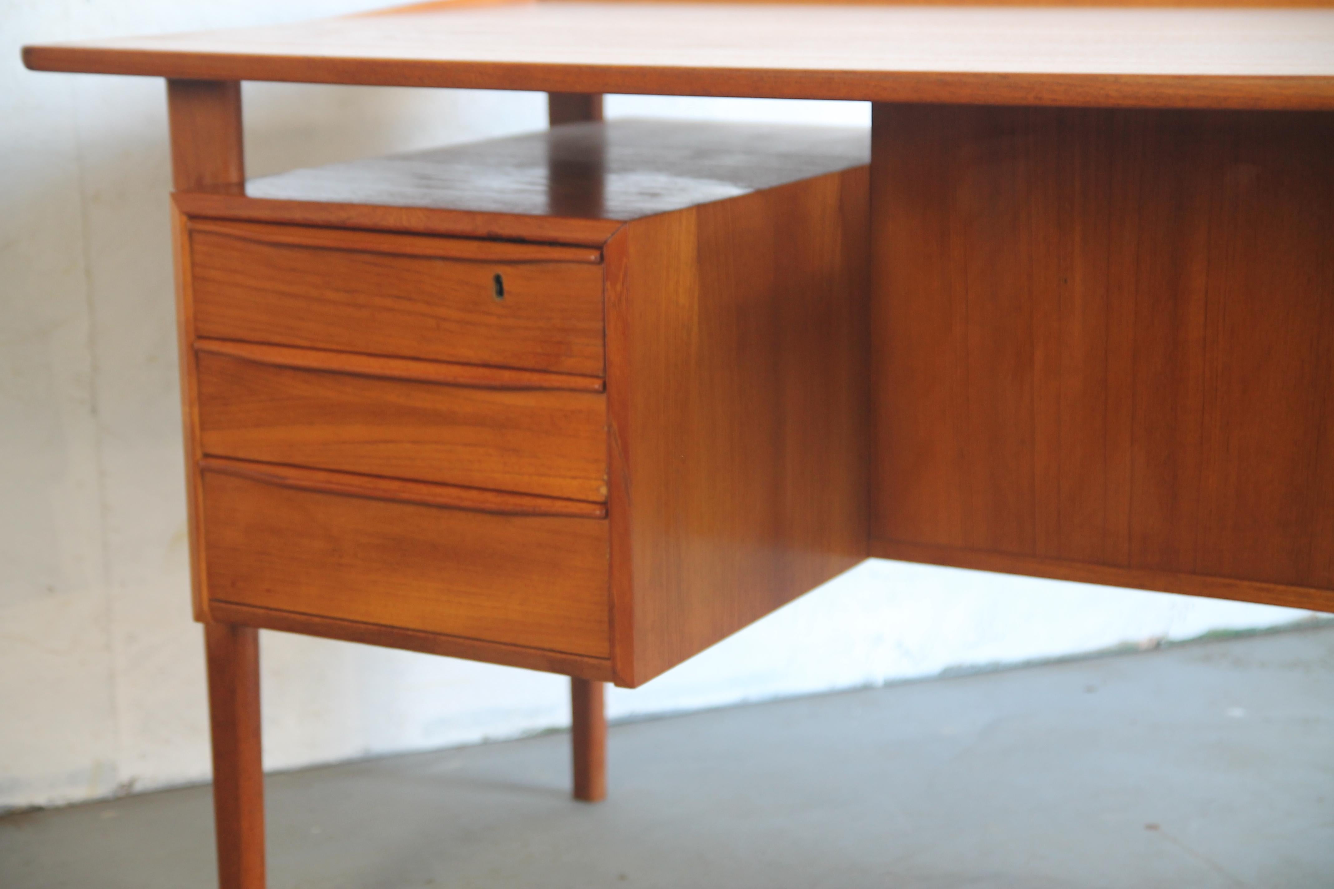 Teak Peter Lovig Nielsen Floating Desk