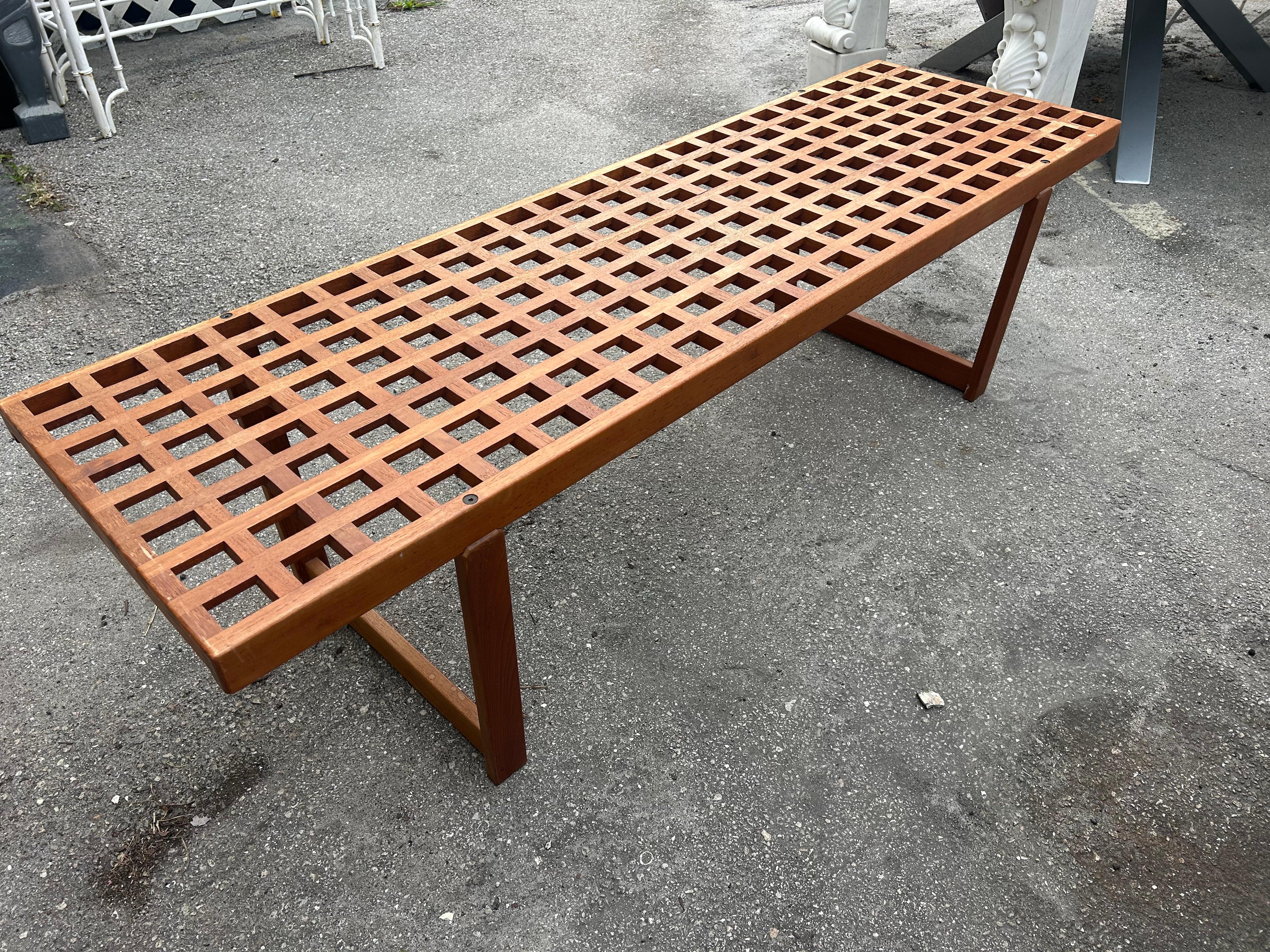 Peter Lovig  Nielsen lattice bench In Good Condition For Sale In West Palm Beach, FL