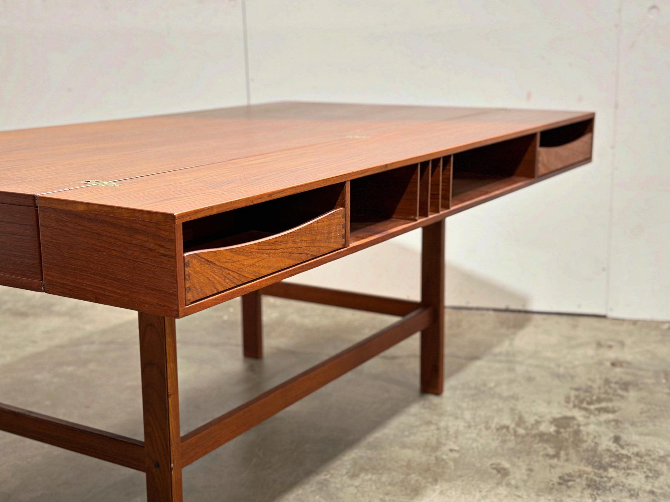 Peter Lovig Nielsen Midcentury Partners Desk in Teak - Dansk Design Denmark 1971 2