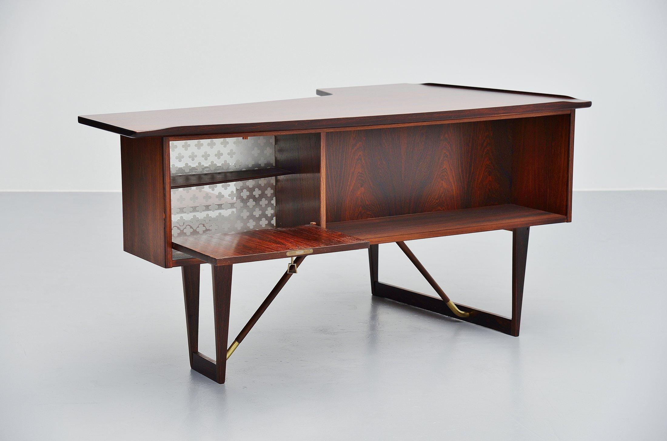Peter Lovig Nielsen Rosewood Boomerang Desk, Denmark, 1956 In Good Condition In Roosendaal, Noord Brabant