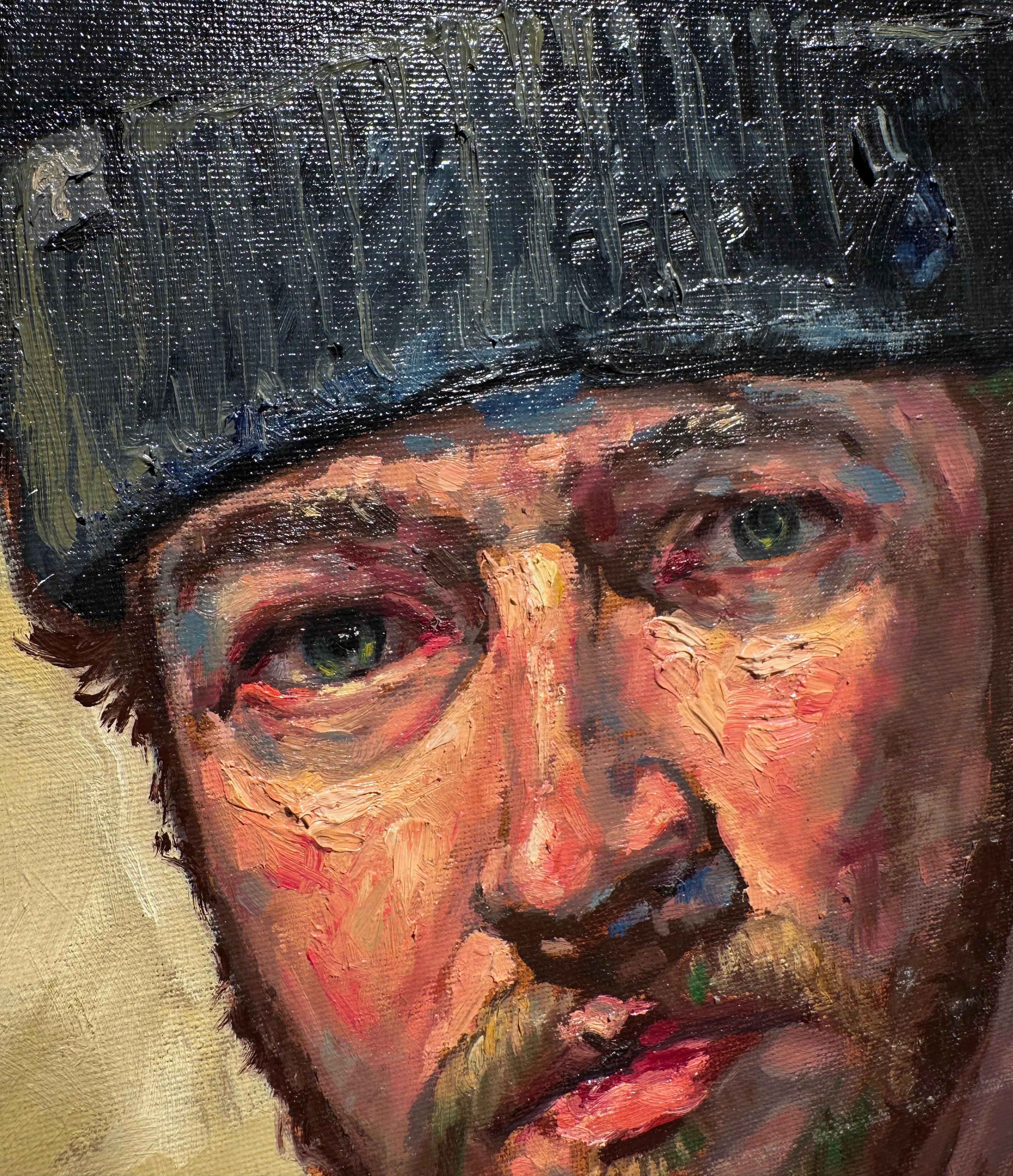 Porträt von Justen – Ölgemälde eines Mannes, der eineanie auf dem Dripping Background trägt, Porträt (Zeitgenössisch), Painting, von Peter Lupkin