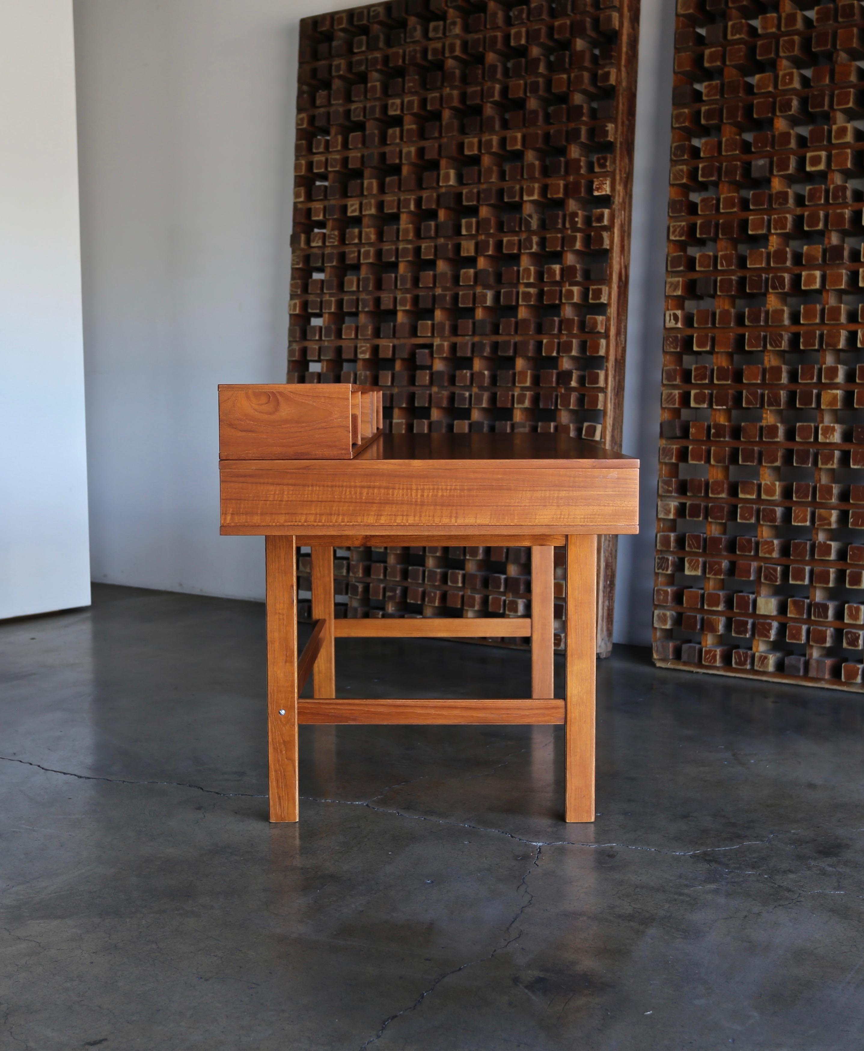 Peter Løvig Nielsen Flip Top Teak Desk, circa 1960 6