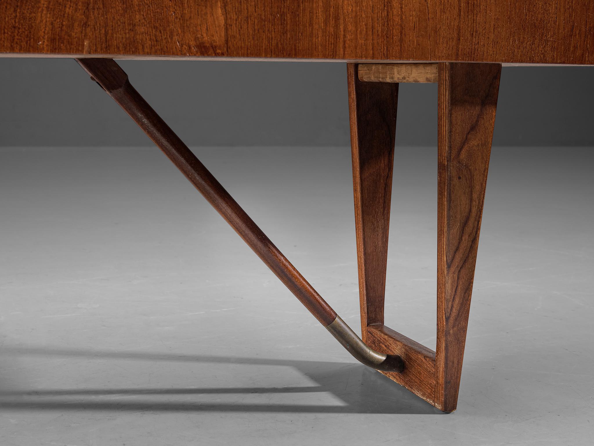 Mid-20th Century Peter Løvig Nielsen for Hedensted Møbelfabrik 'Boomerang' Desk in Teak  For Sale