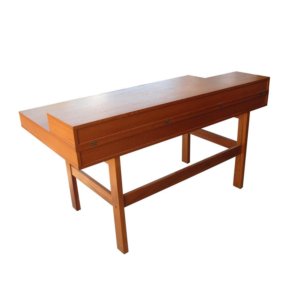 Teak Peter Løvig Nielsen per Laurits M. Larsen Scrivania moderna scandinava in teak in vendita