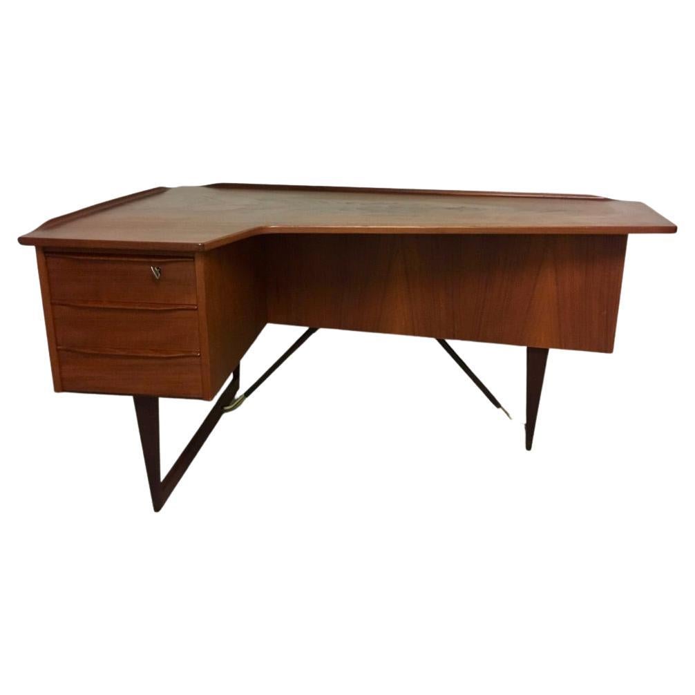 Peter Løvig Nielsen Teak Boomerang Desk Danish Denmark, 1968 For Sale