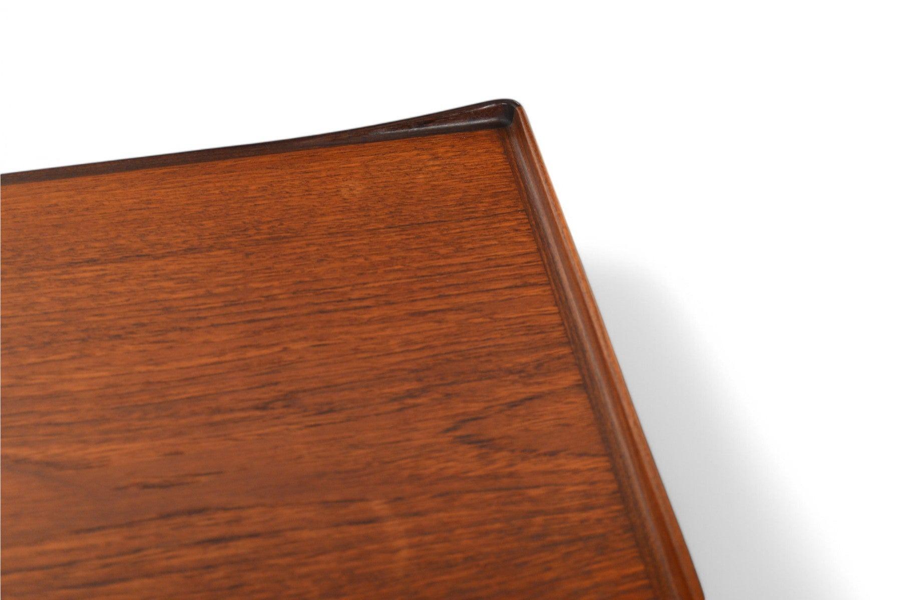 Danois Table basse en teck avec support de canne Peter Løvig Nielsen en vente
