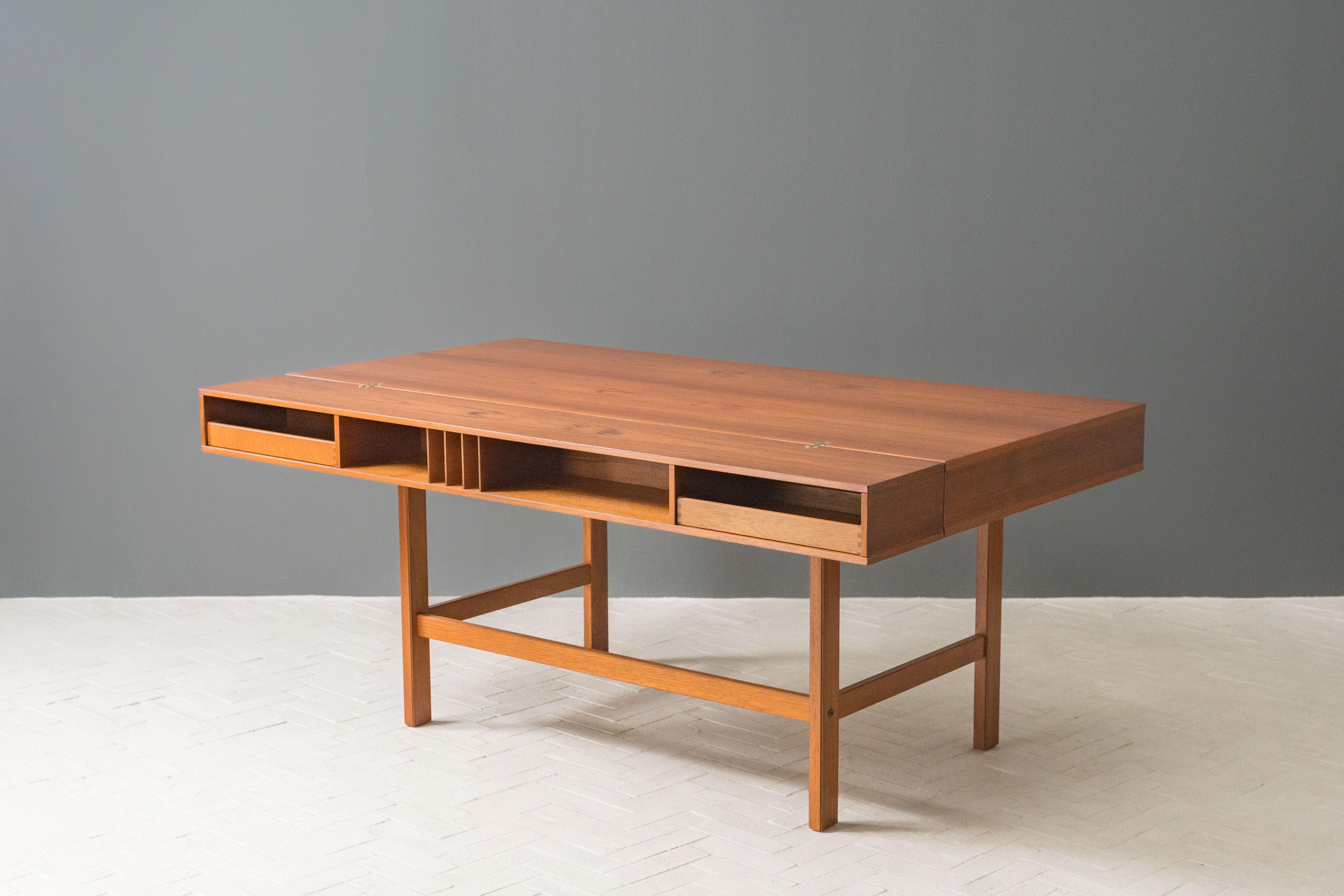 Mid-Century Modern Peter Løvig Nielsen Teak Partners Desk