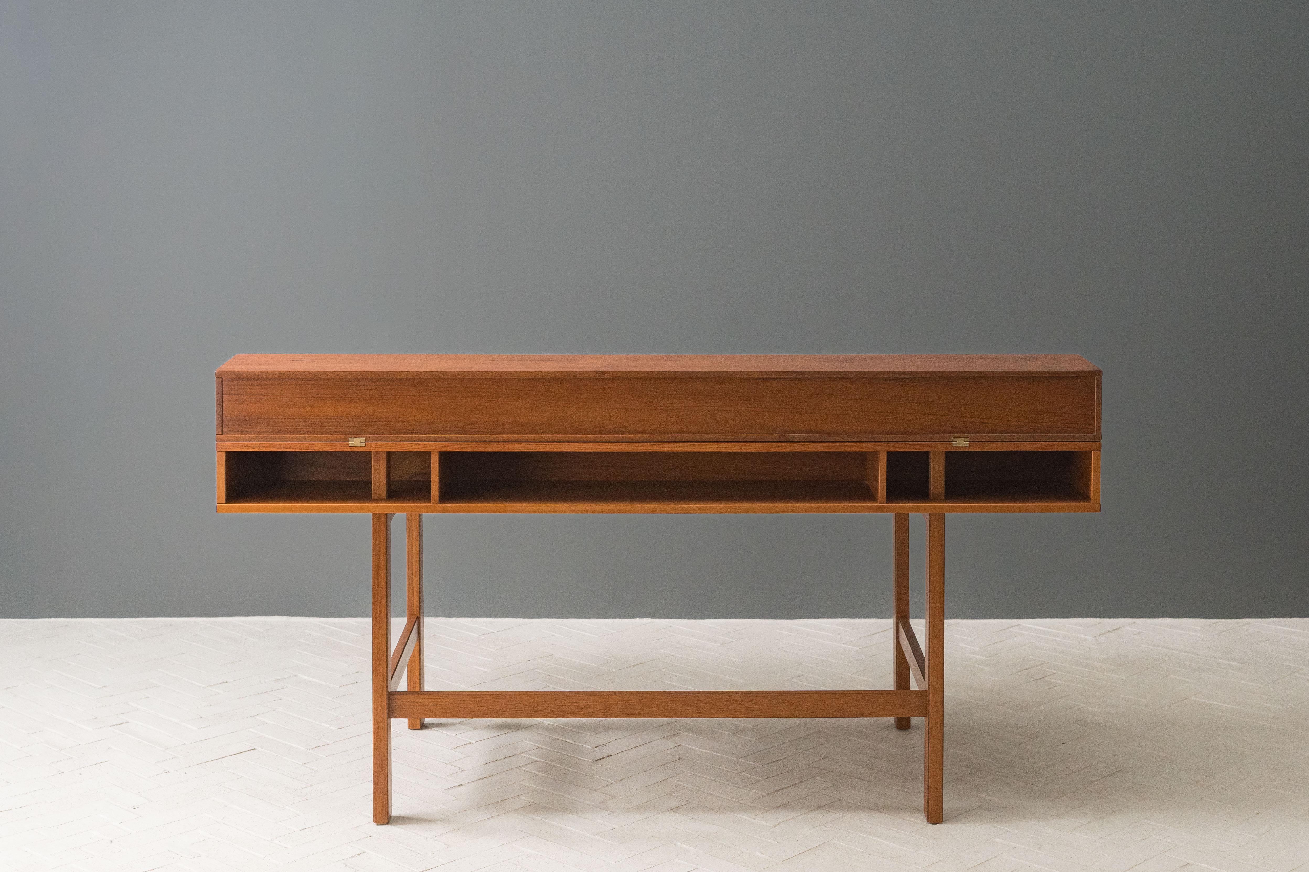 Mid-20th Century Peter Løvig Nielsen Teak Partners Desk