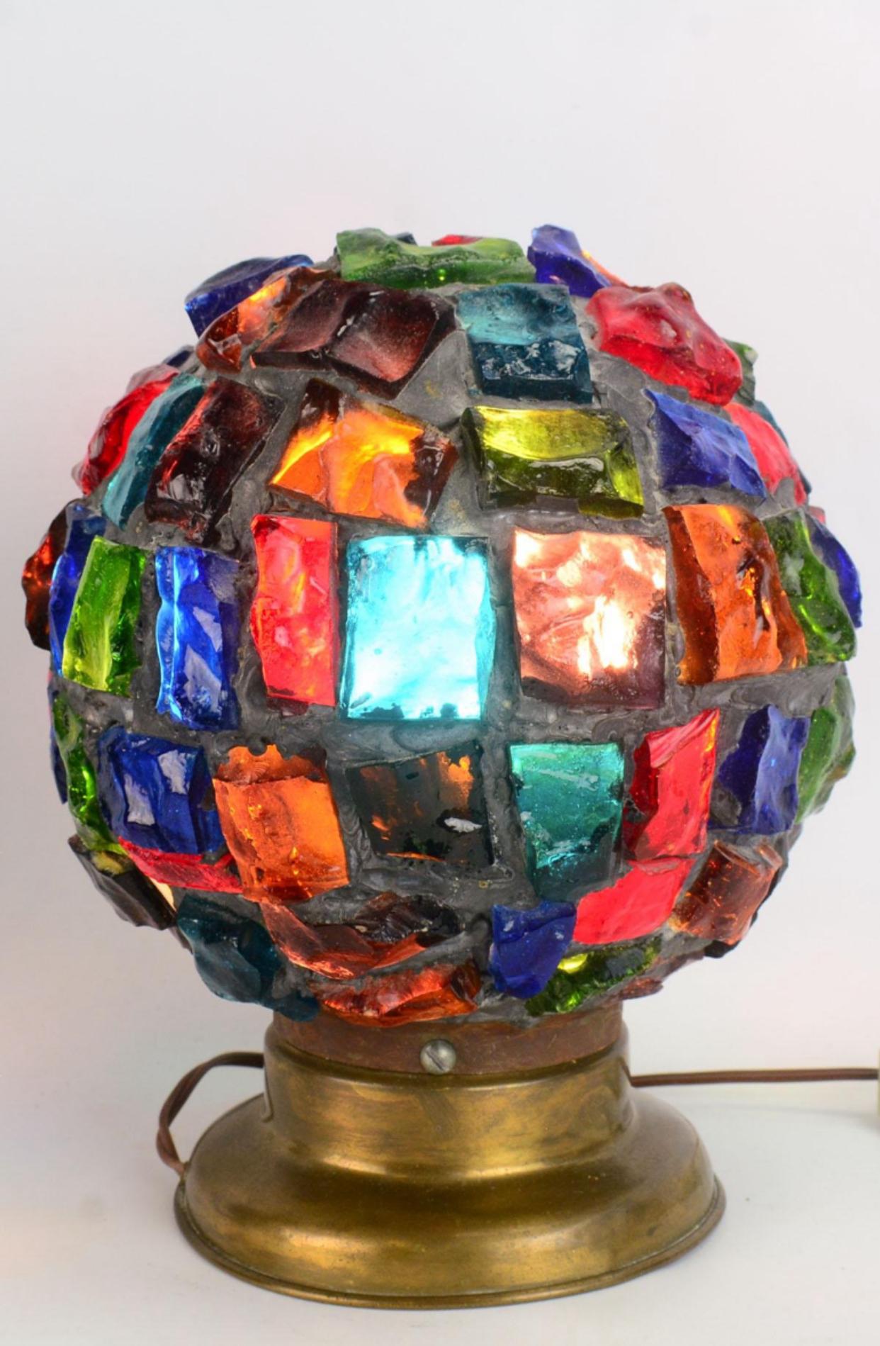Peter Marsh for Nader Multicolor Dalle De Verre, Chunk Glass Globe Lights In Good Condition For Sale In Chicago, IL