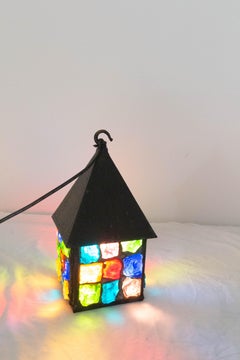 Peter Marsh Schmiedeeisen-Laterne aus farbigem Glas:: englisch:: um 1960