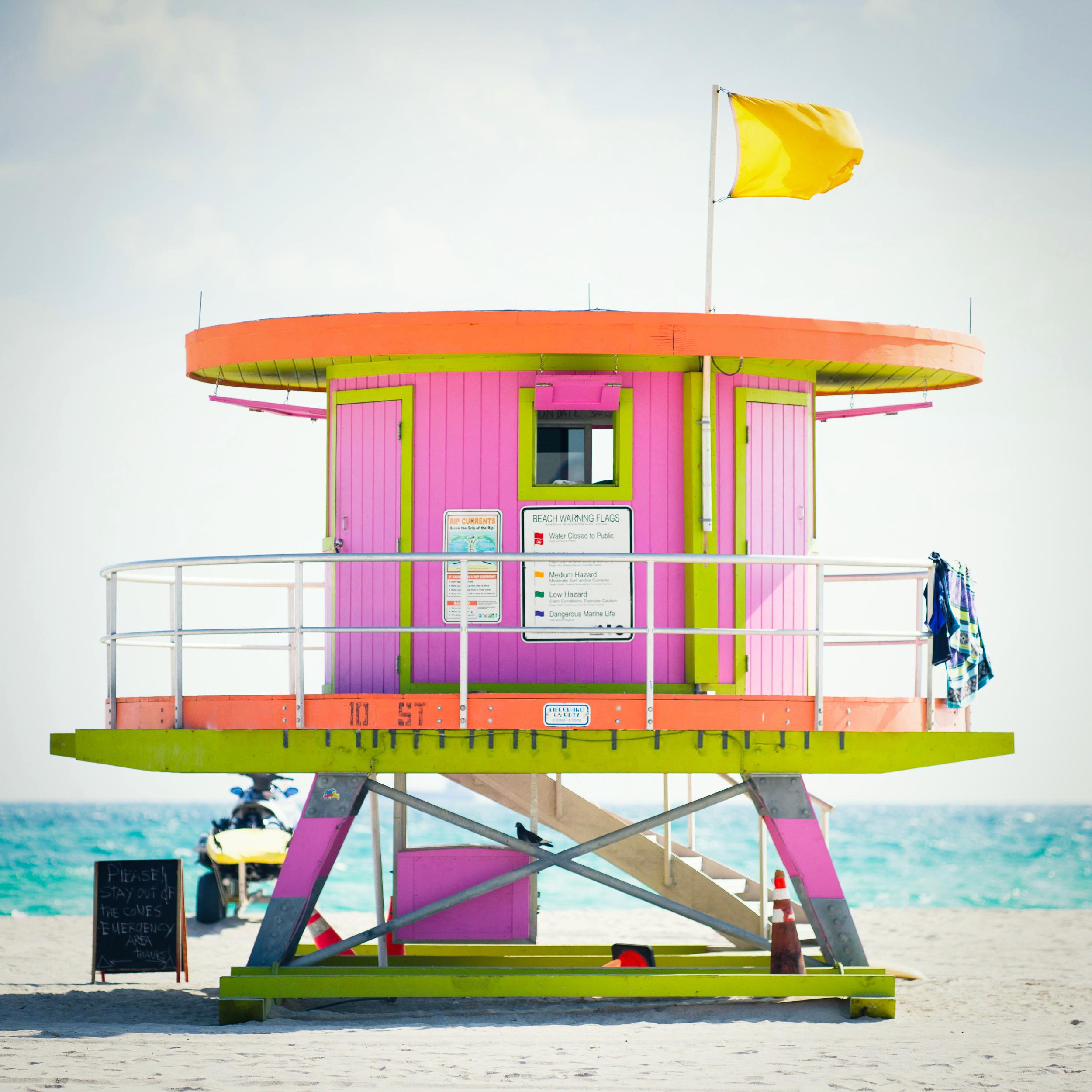 Peter Mendelson Abstract Photograph - "10th St. Miami Lifeguard Stand - Rr View, " Contemporary Photograph - 25 x 25