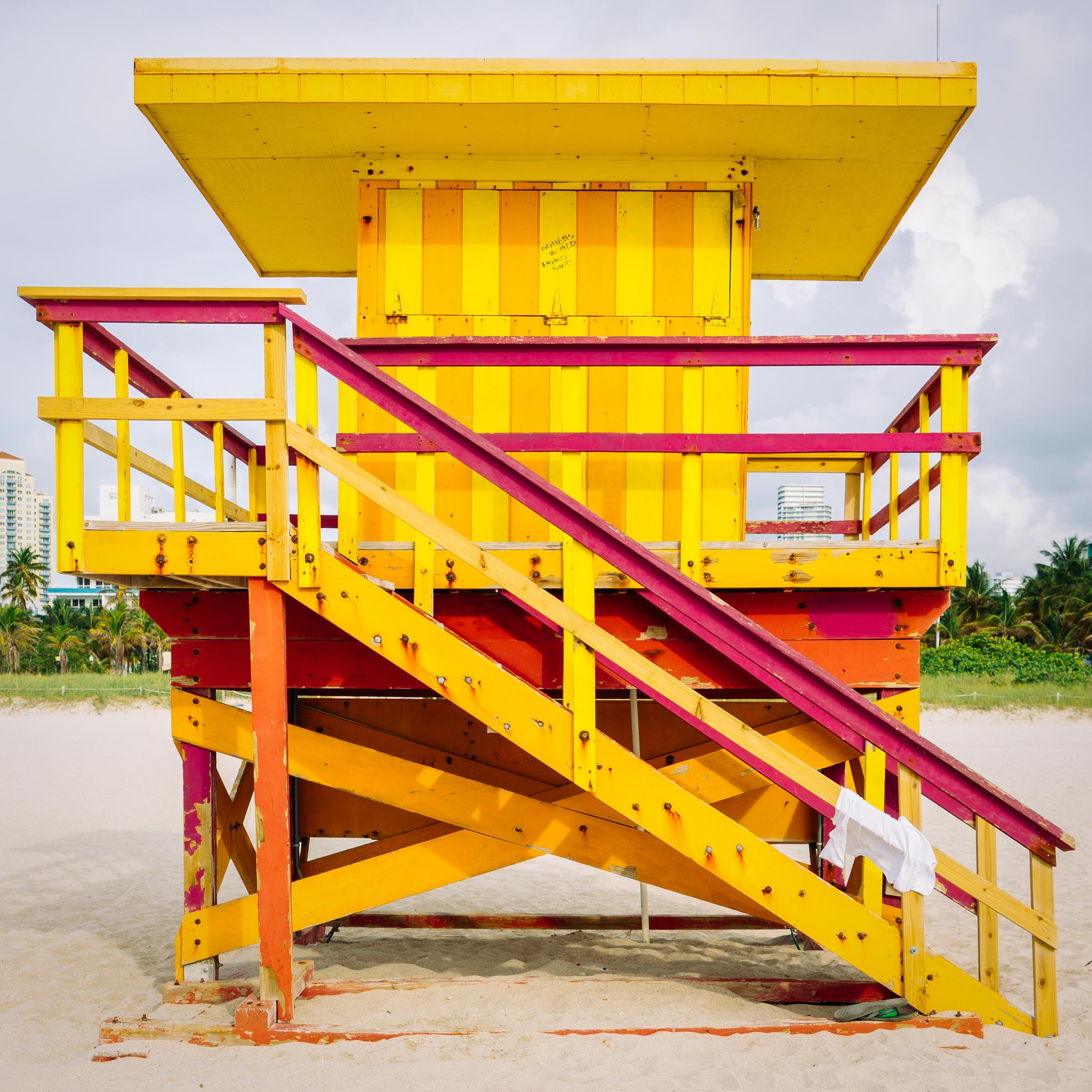 Peter Mendelson Color Photograph - "3rd Street Miami Lifeguard Stand - Ft View, " Contemporary Photograph, 30" x 30"