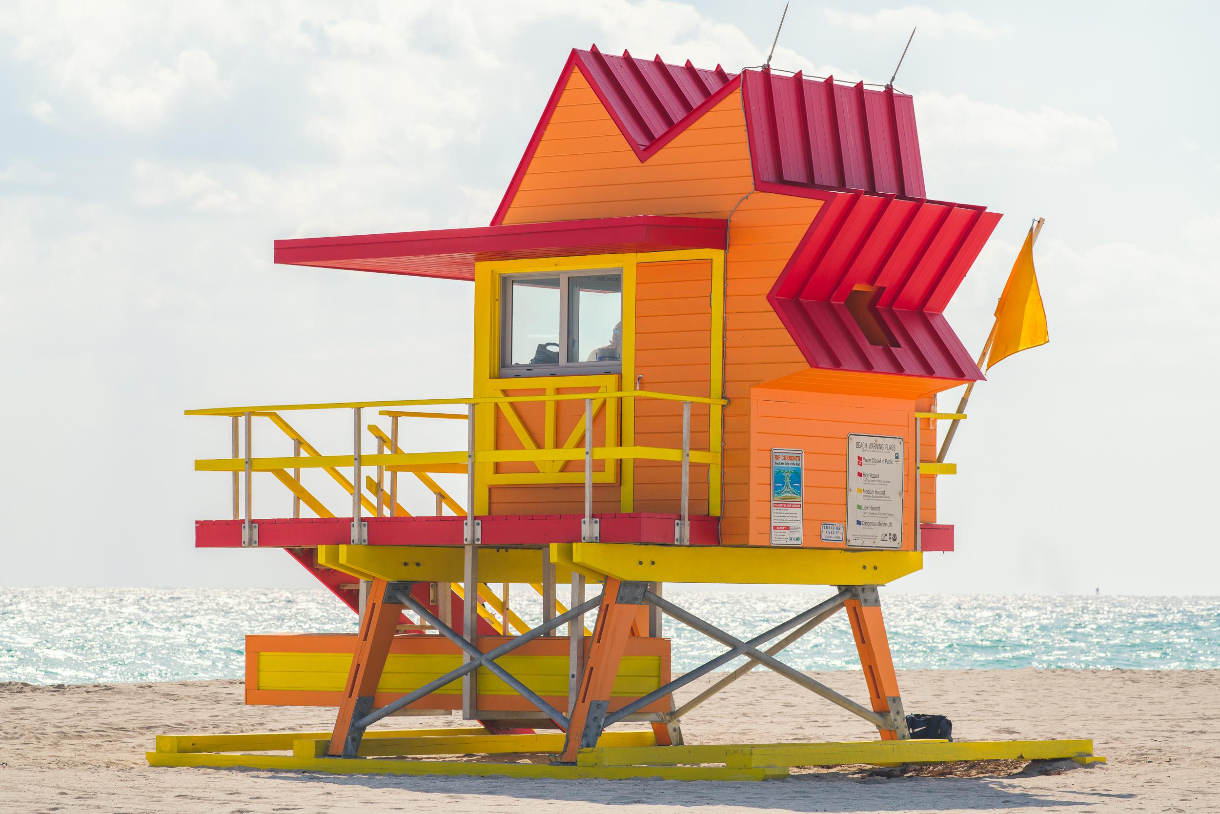 Peter Mendelson Color Photograph - "8th Street Miami Lifeguard Stand, " Contemporary Photograph, 30" x 45"