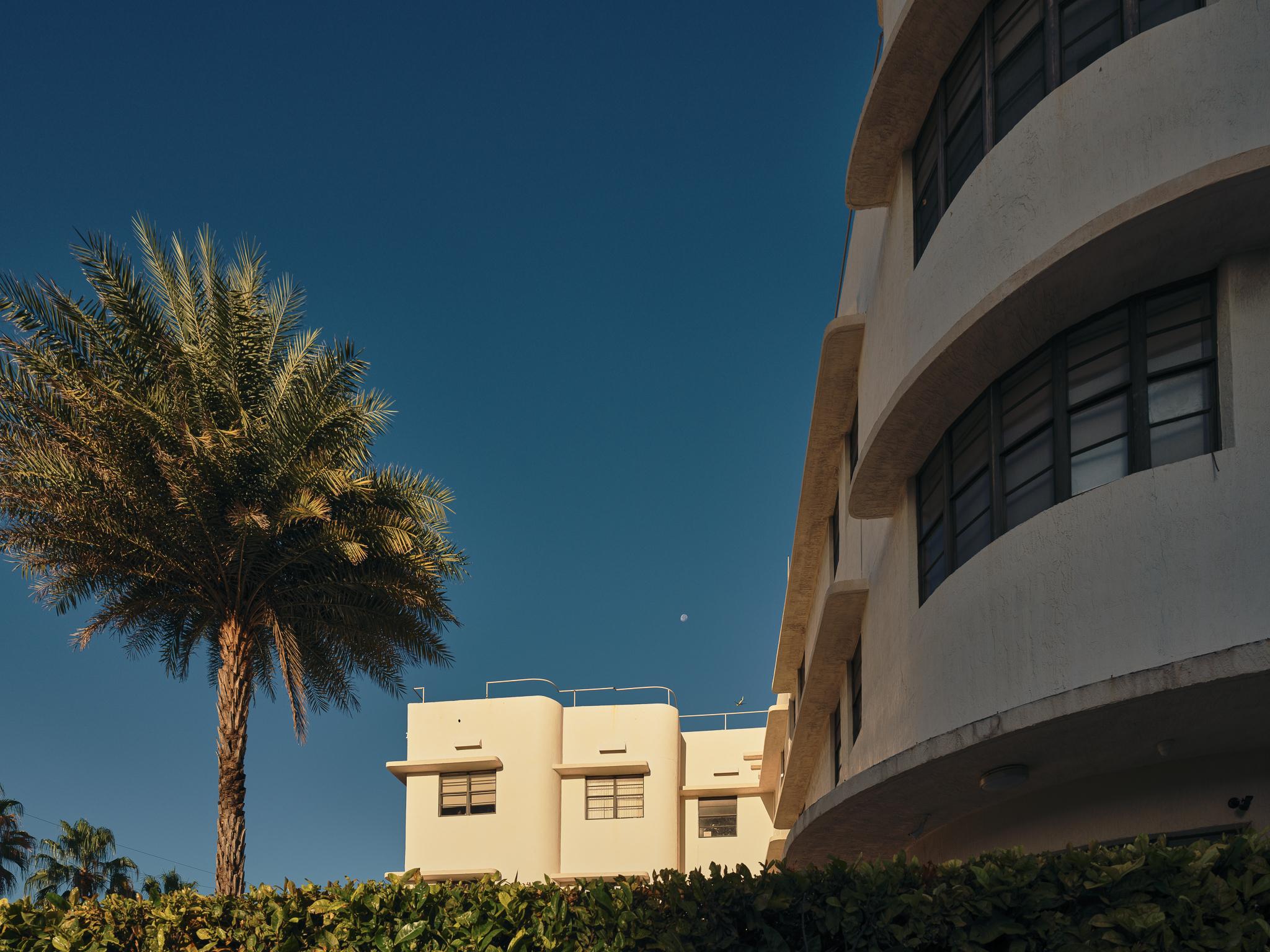 Peter Mendelson Landscape Photograph - "Moonset Over Miami, " Contemporary Architectural Photograph, 24" x 32"
